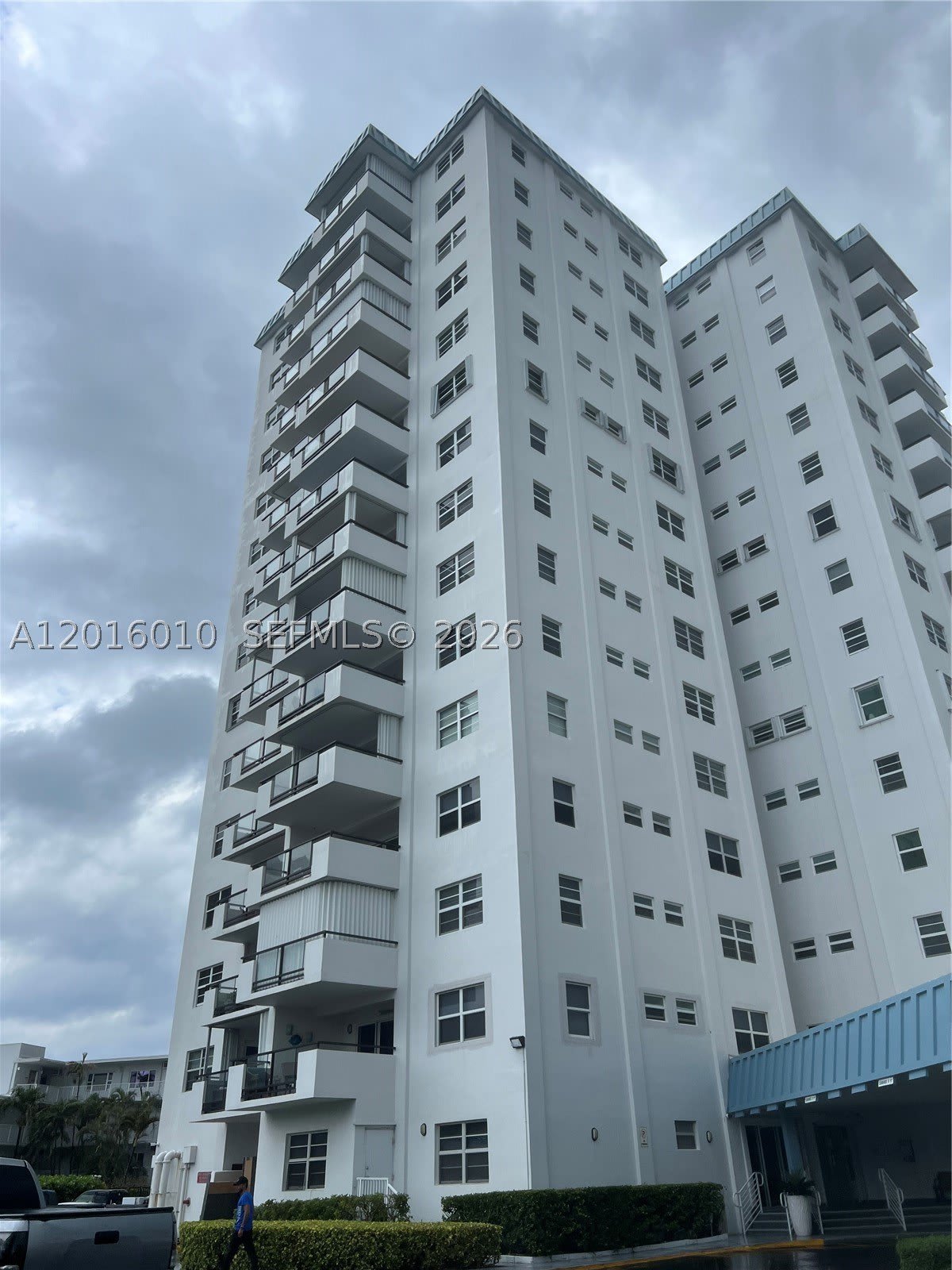 1500 S Ocean Blvd – photo 2