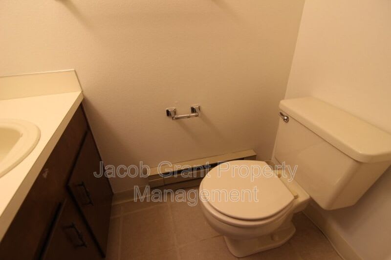 776 Whittier – photo 5