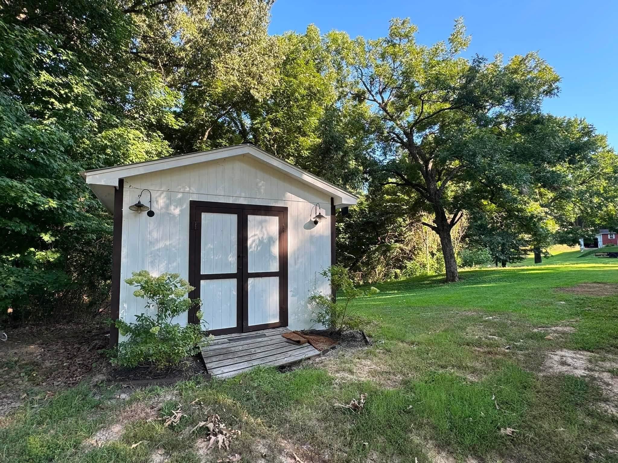 1498 Garland Dr – photo 2