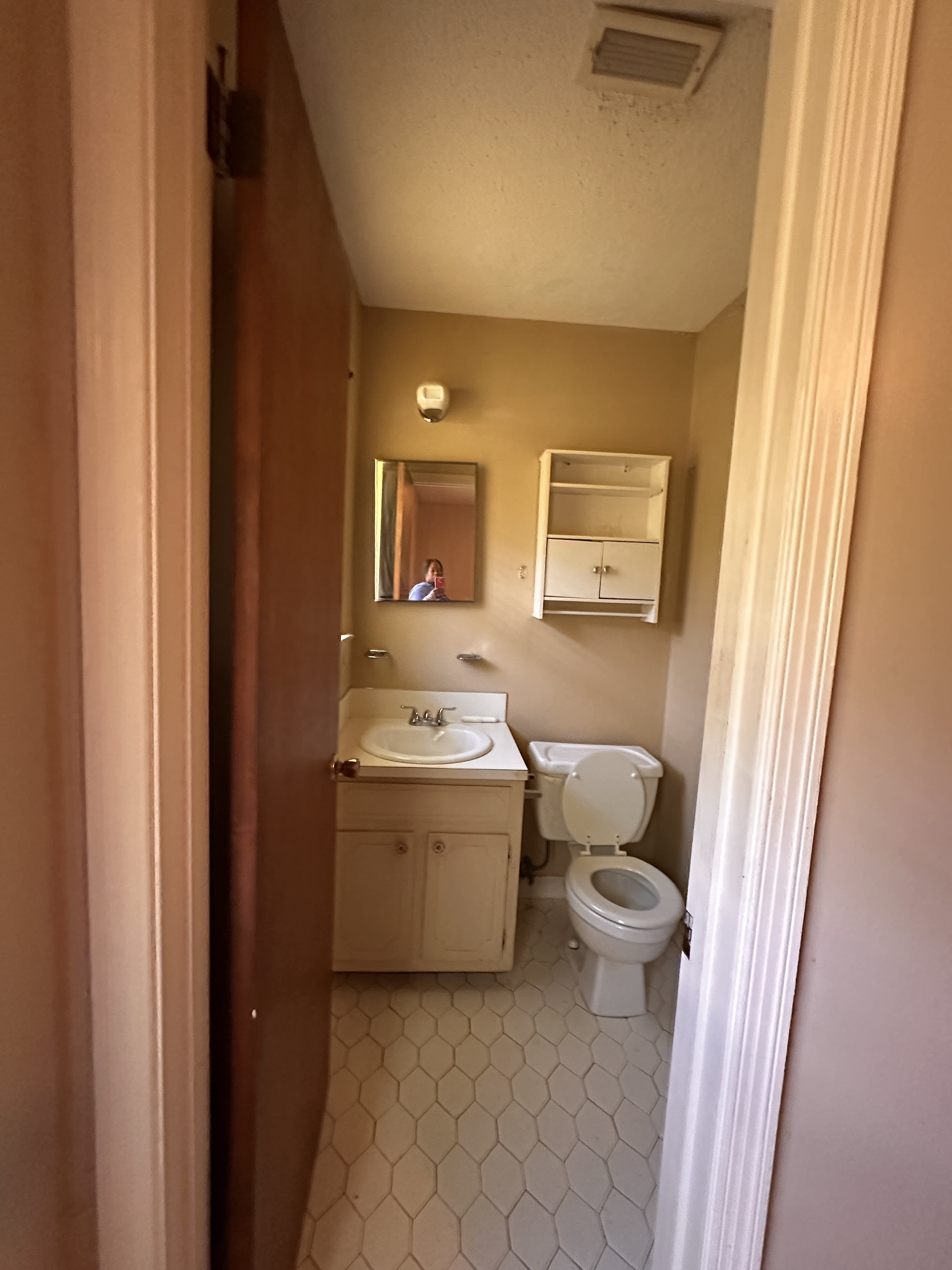 849 Alma Dr – photo 4