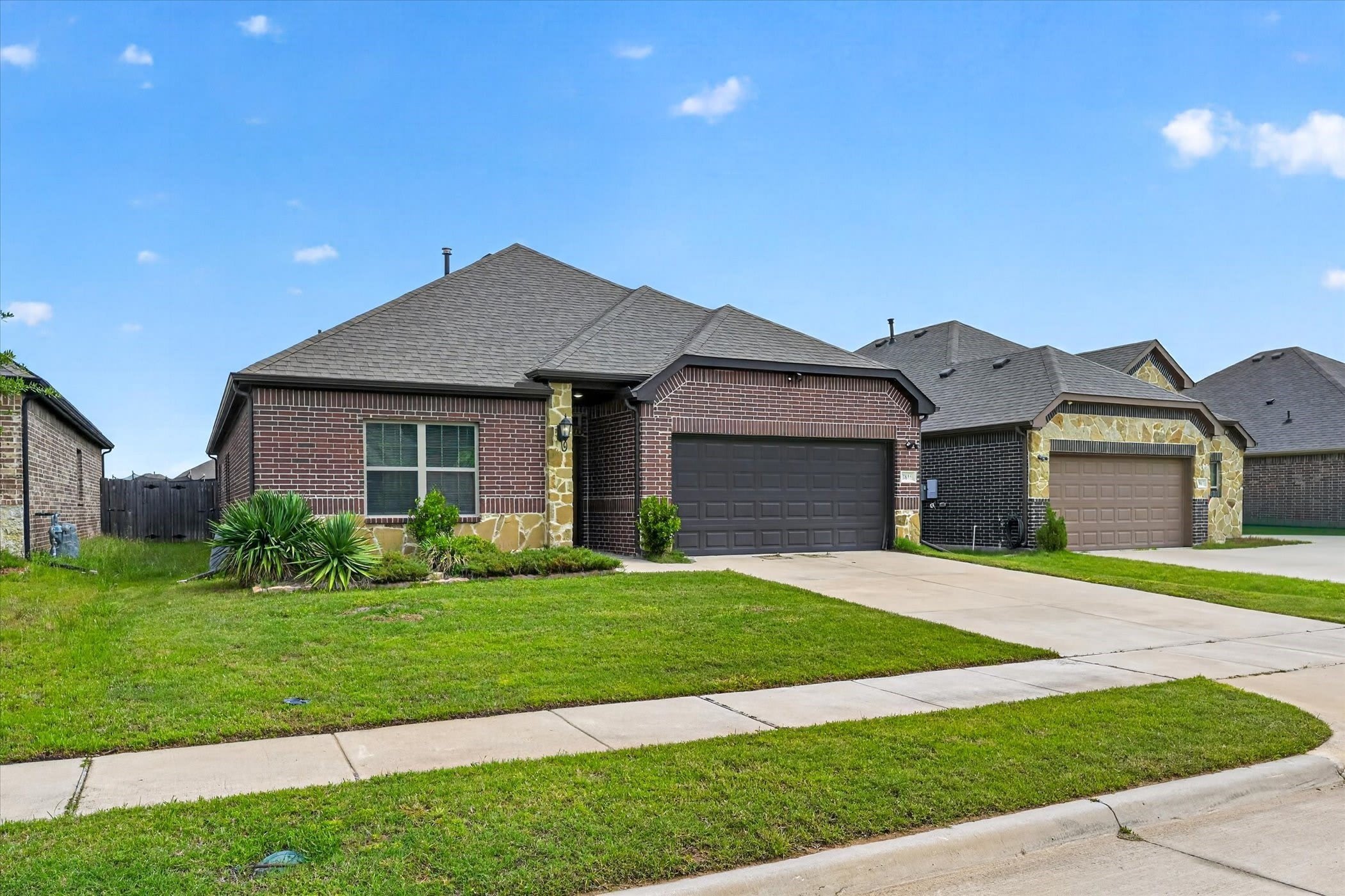 7815 Cottonwood Drive – photo 1