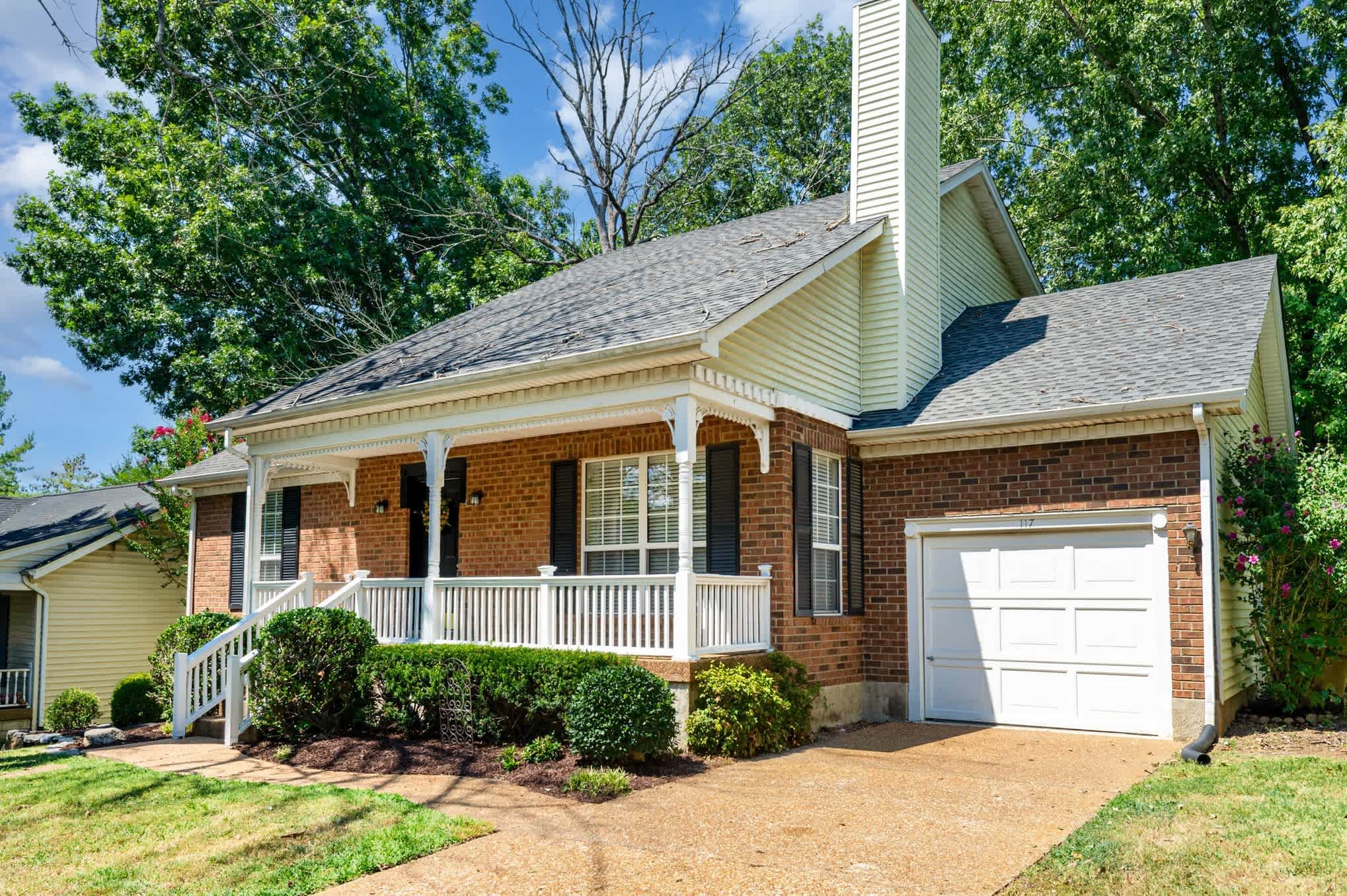117 Southampton Court – photo 1