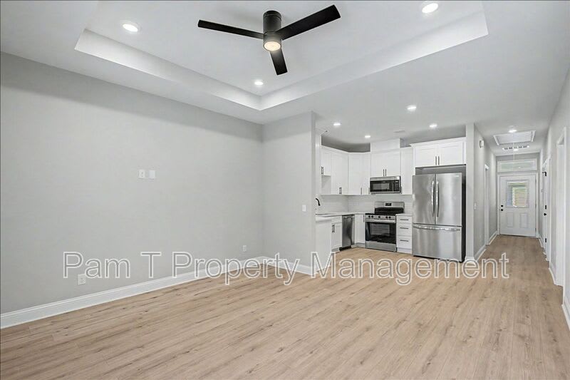 1019 W 35th St – photo 4