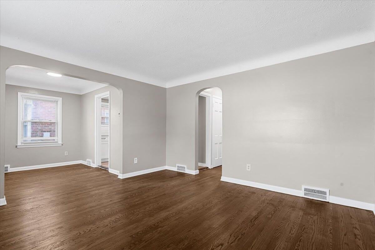 18760 Faust Avenue – photo 2