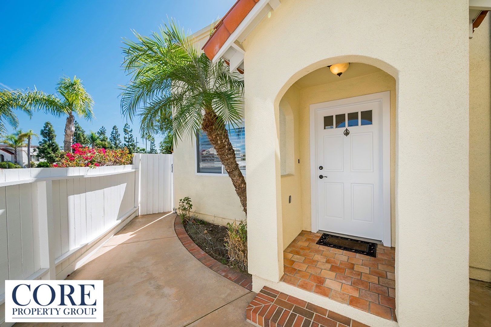 Coronado Village Beauty!!! – photo 4
