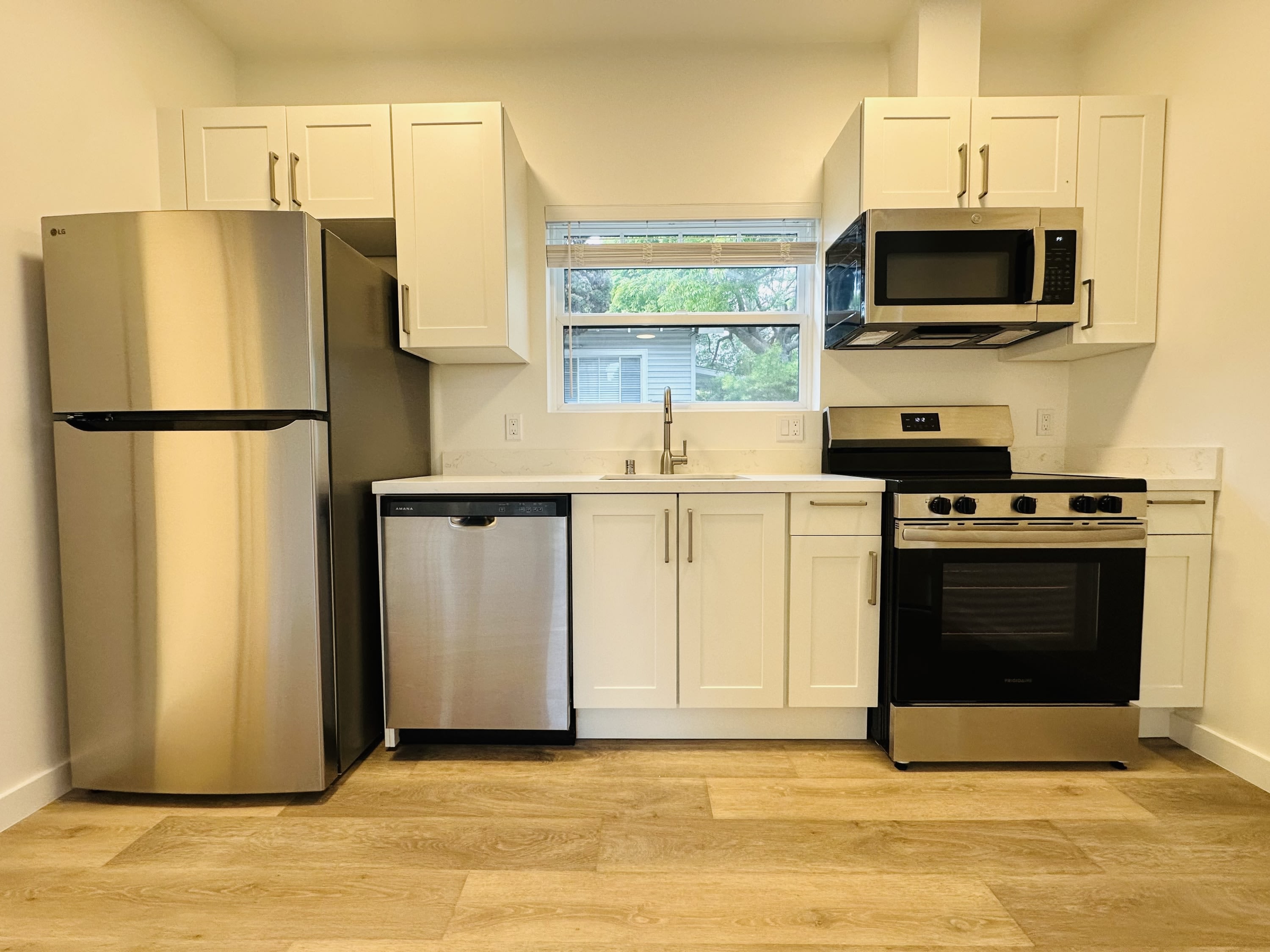 210 South Voluntario Street 1 – photo 1