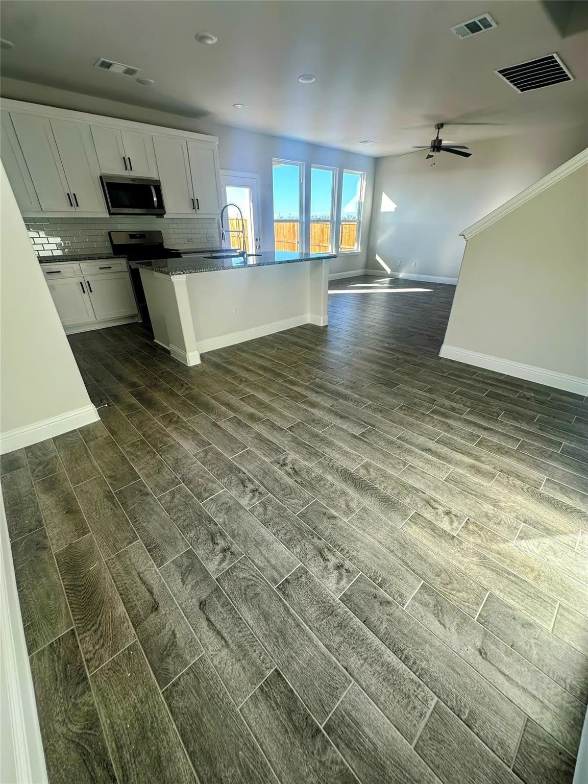 3120 Lucia Way – photo 5