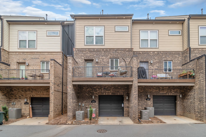 2724 Grand Union Way – photo 3