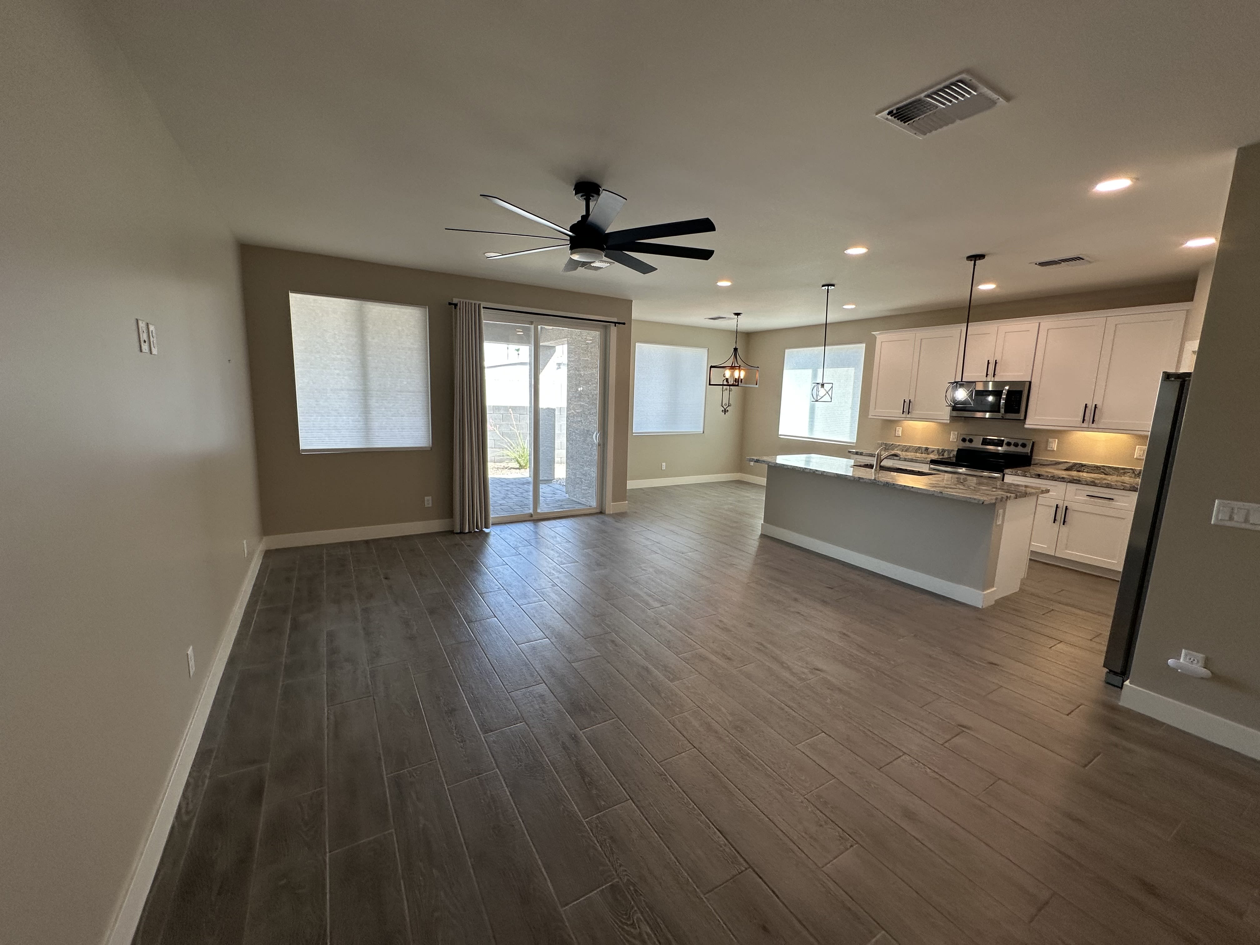 5814 E Lockwood St – photo 5