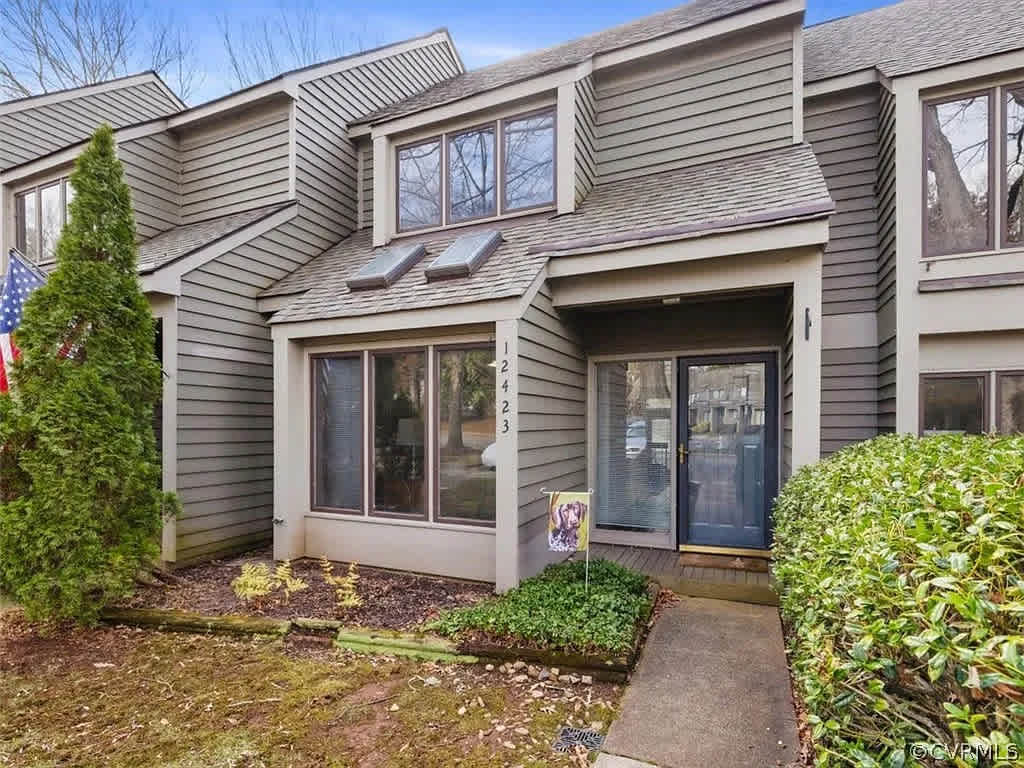 12423 New Point Drive – photo 2
