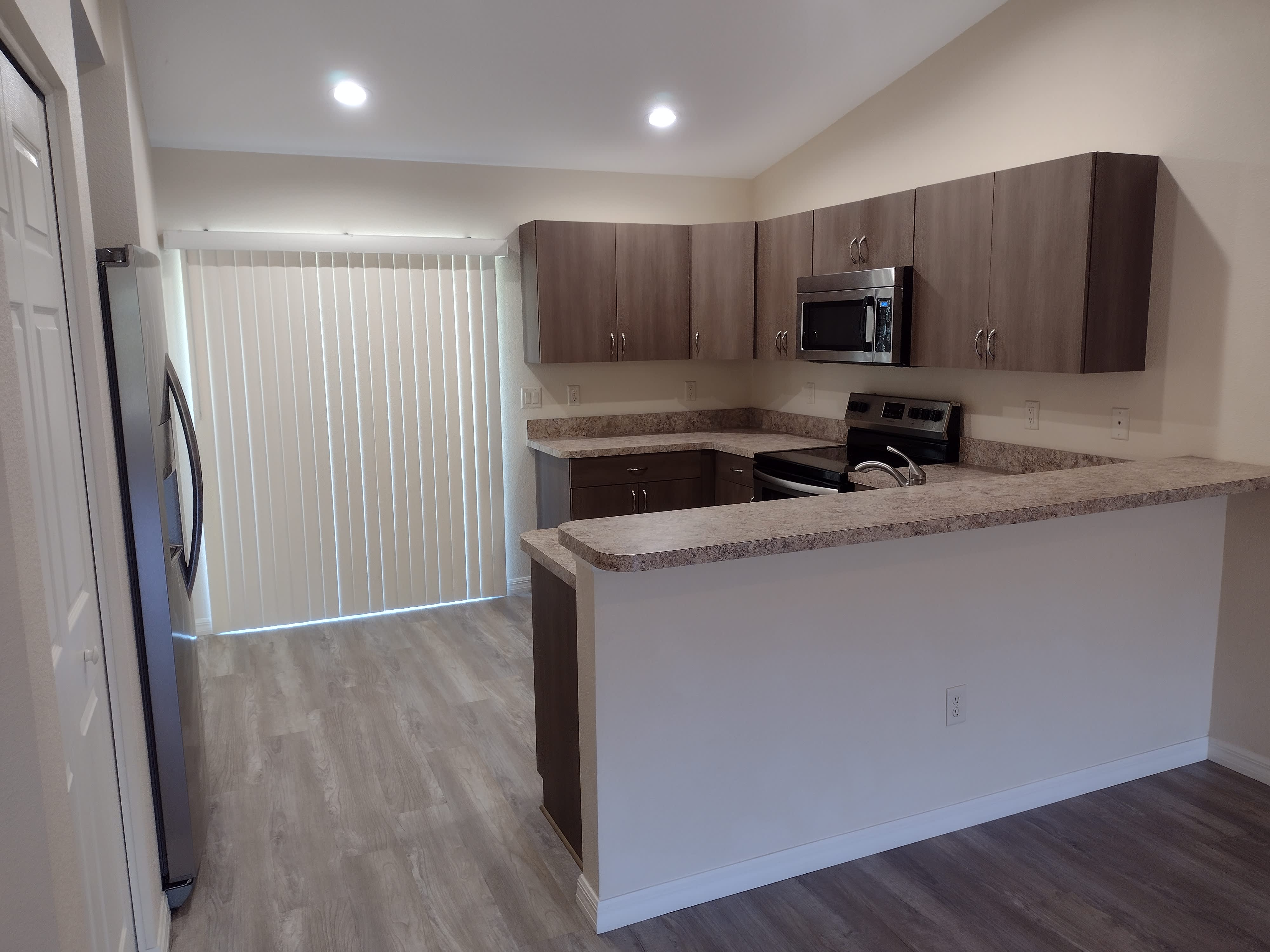 7396 Pond Cir – photo 4
