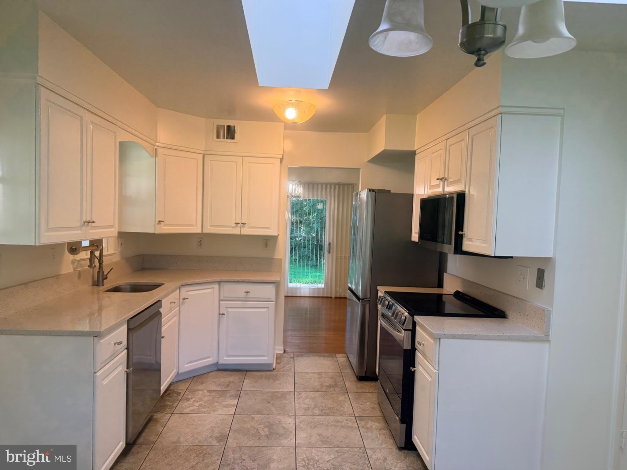 8626 Bunnell Drive – photo 4
