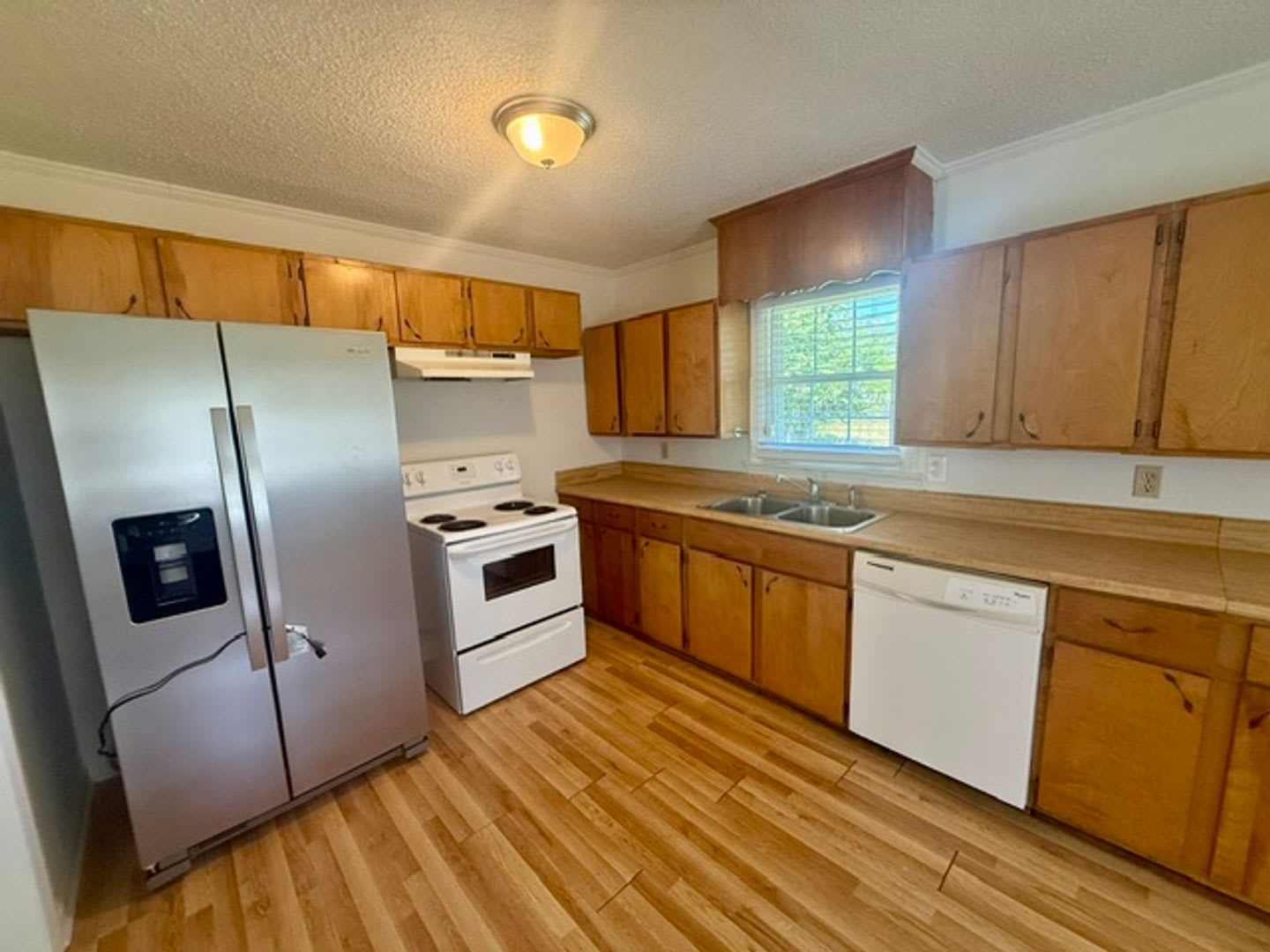 Three Bedroom 1 Bath Brick Ranch In Liberty – photo 5