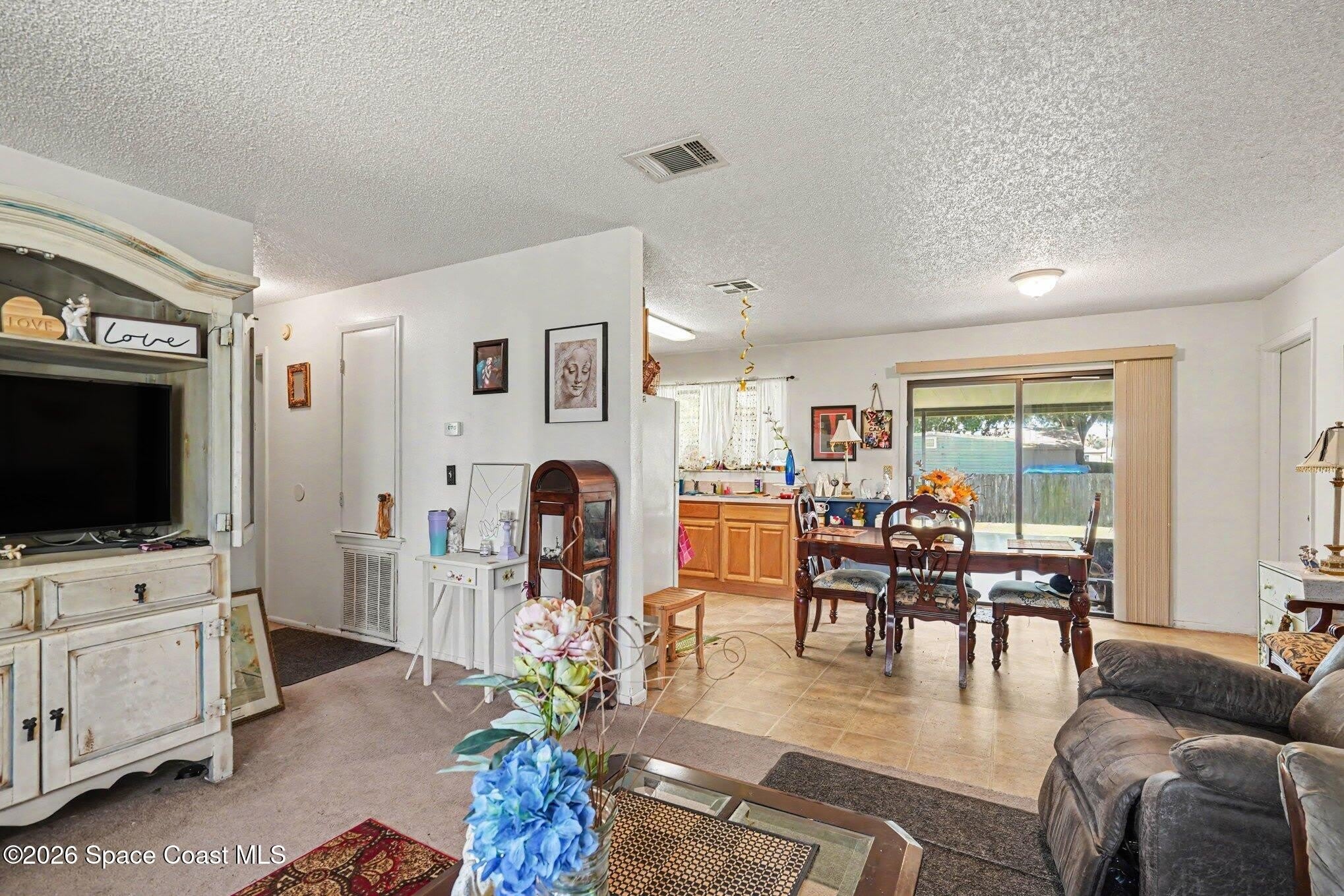 598 Black Horse Street SE – photo 5