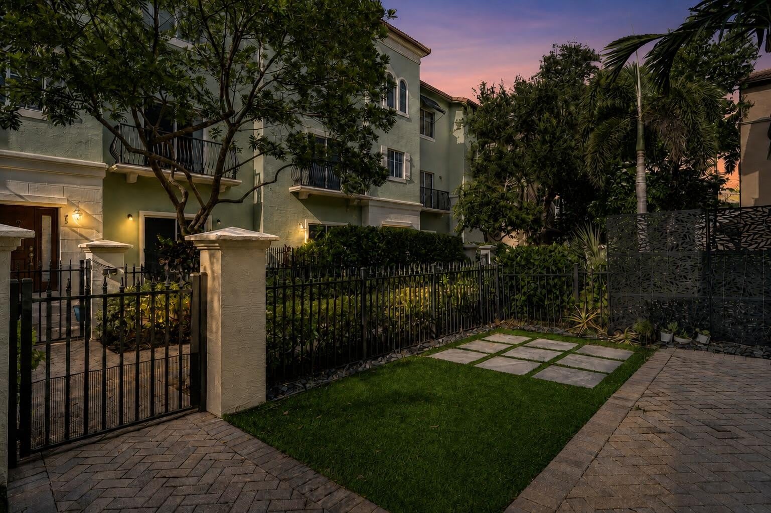 48 Nw Hawthorne Place – photo 1