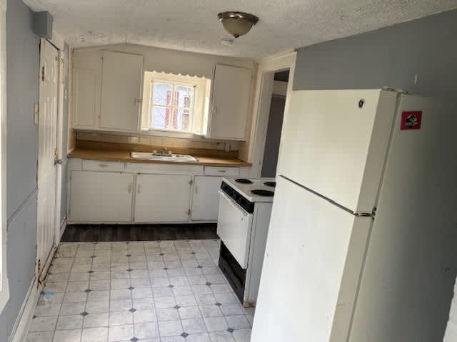 334 E Forest Ave – photo 5