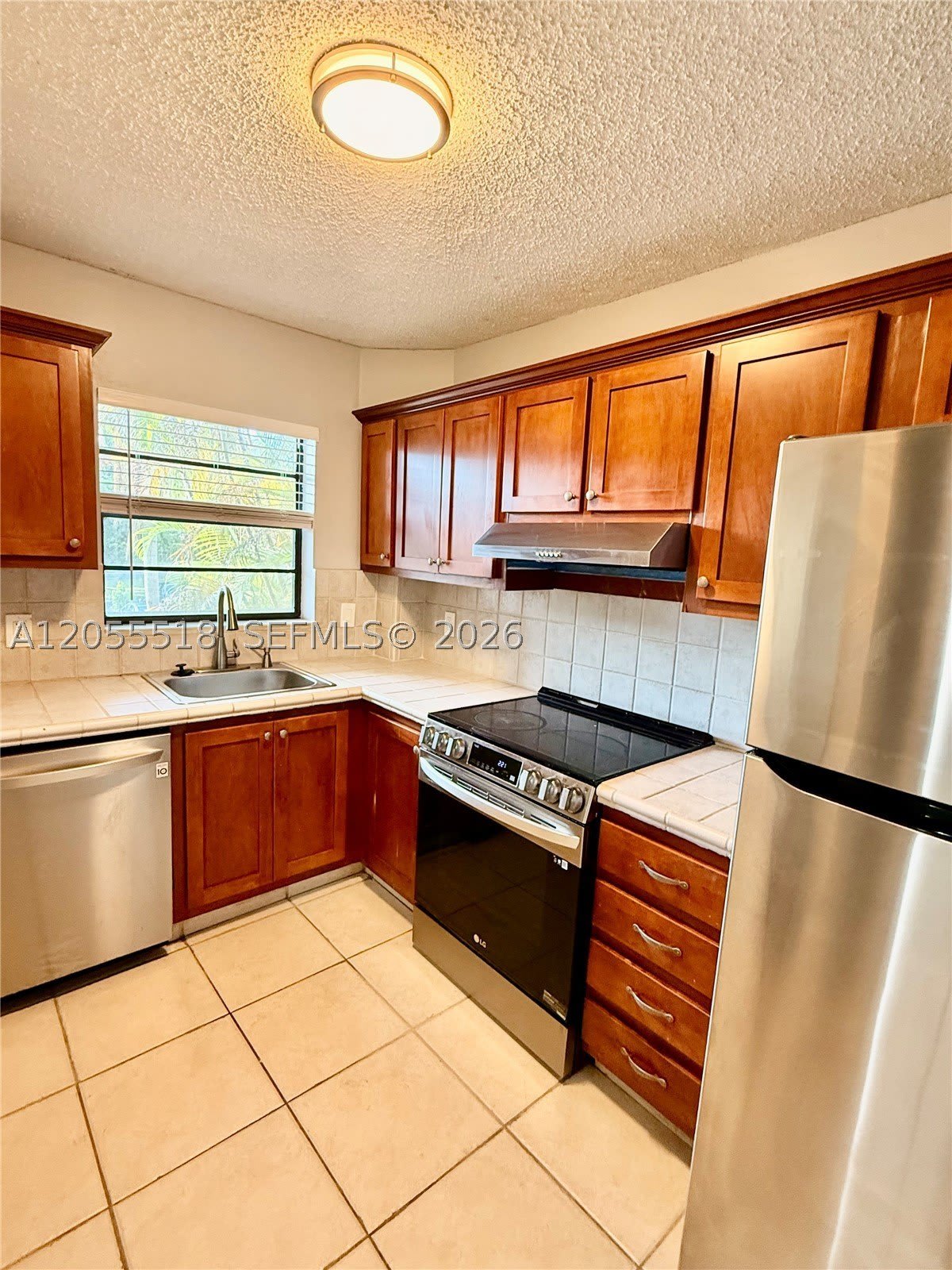 200 Jacaranda Country Club Dr – photo 4