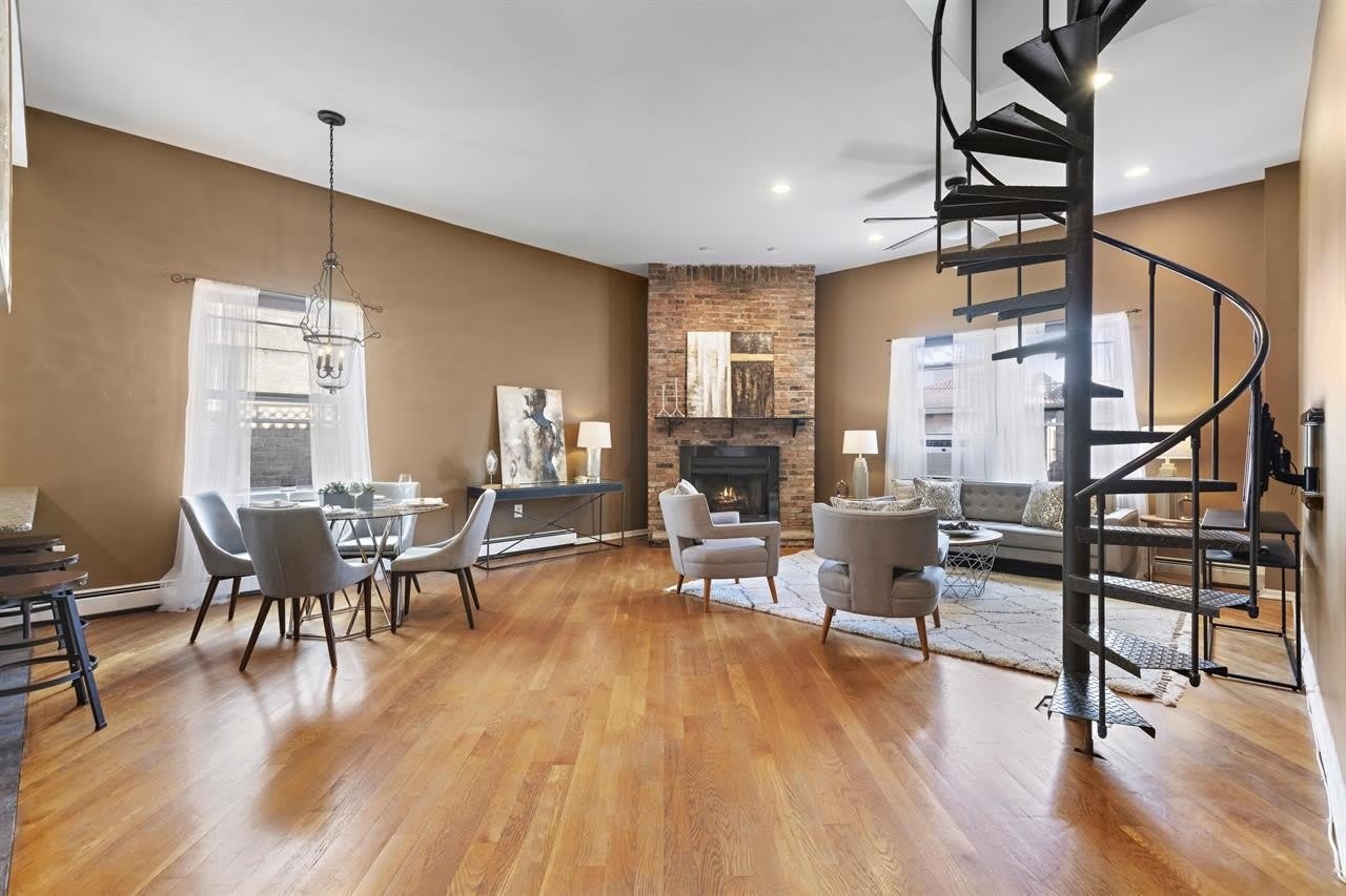 2787 John F Kennedy Blvd – photo 2