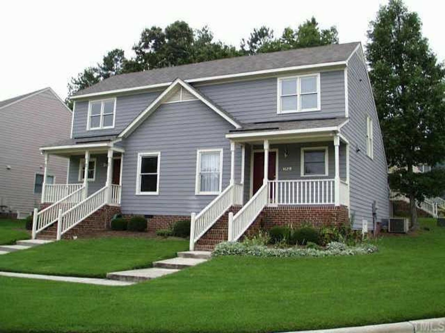 Room in 3 Bedroom Home in Raleigh – photo 1