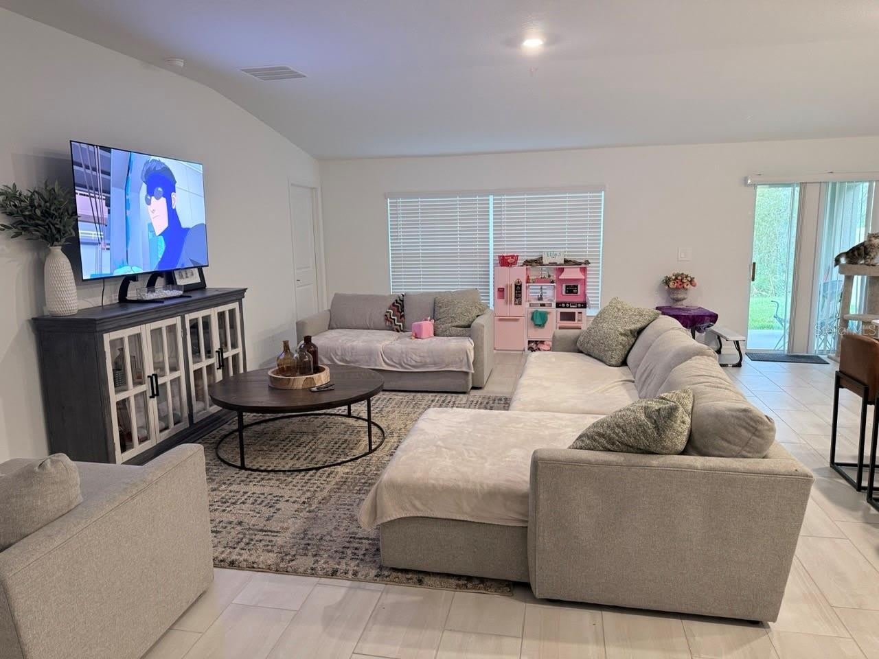 1629 TROPICAL OASIS Avenue – photo 2