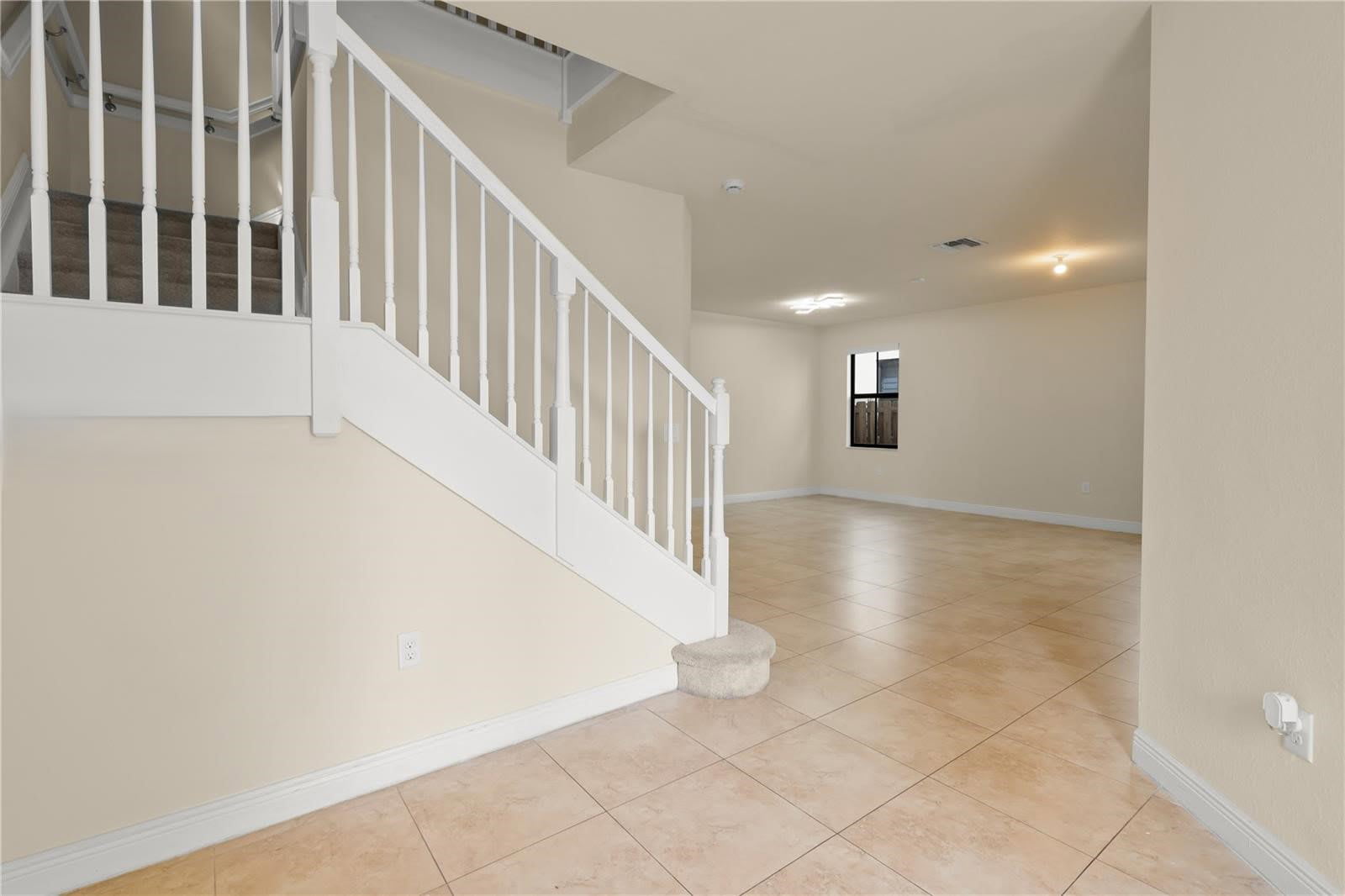 10021 Northwest 87th Terrace – photo 4
