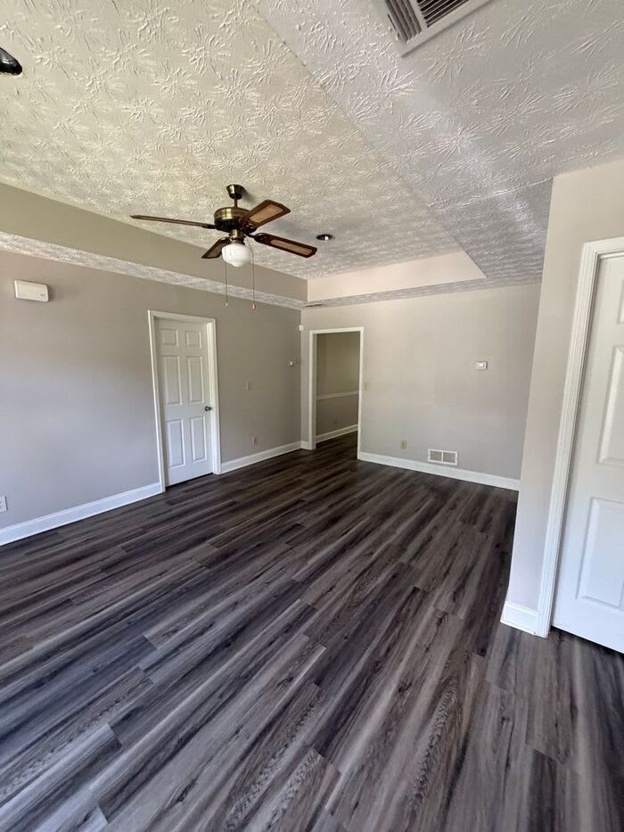 2107 Fairway Court Southeast – photo 3