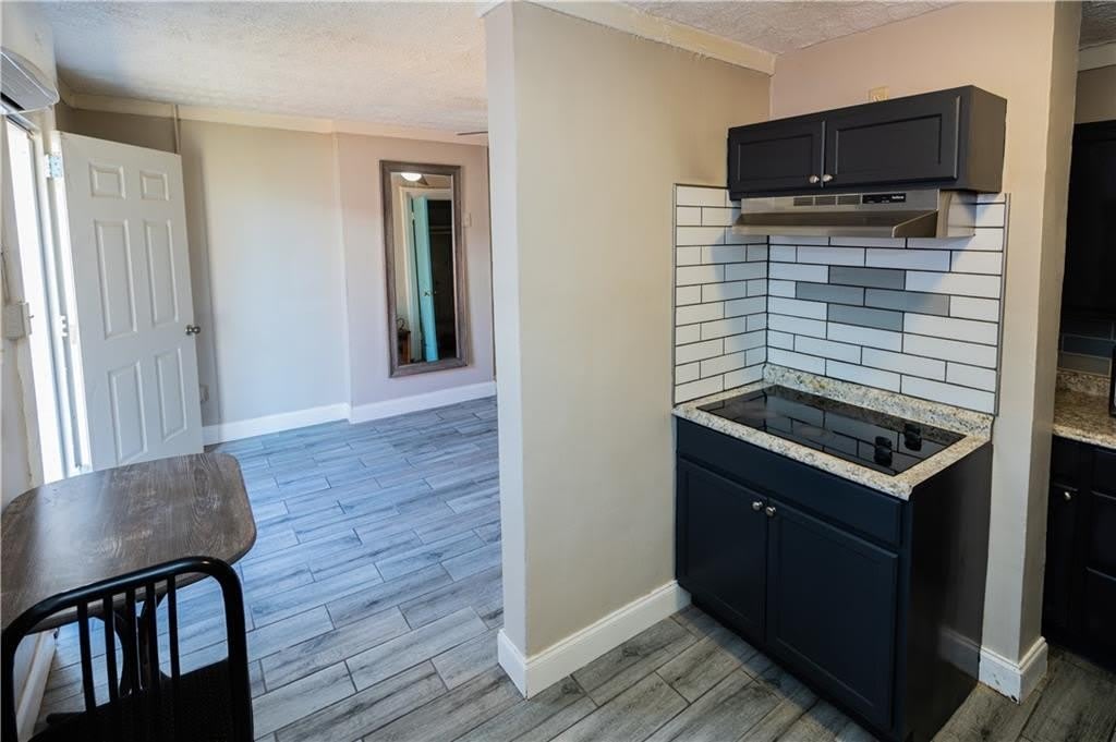235 Walnut Street NW – photo 4