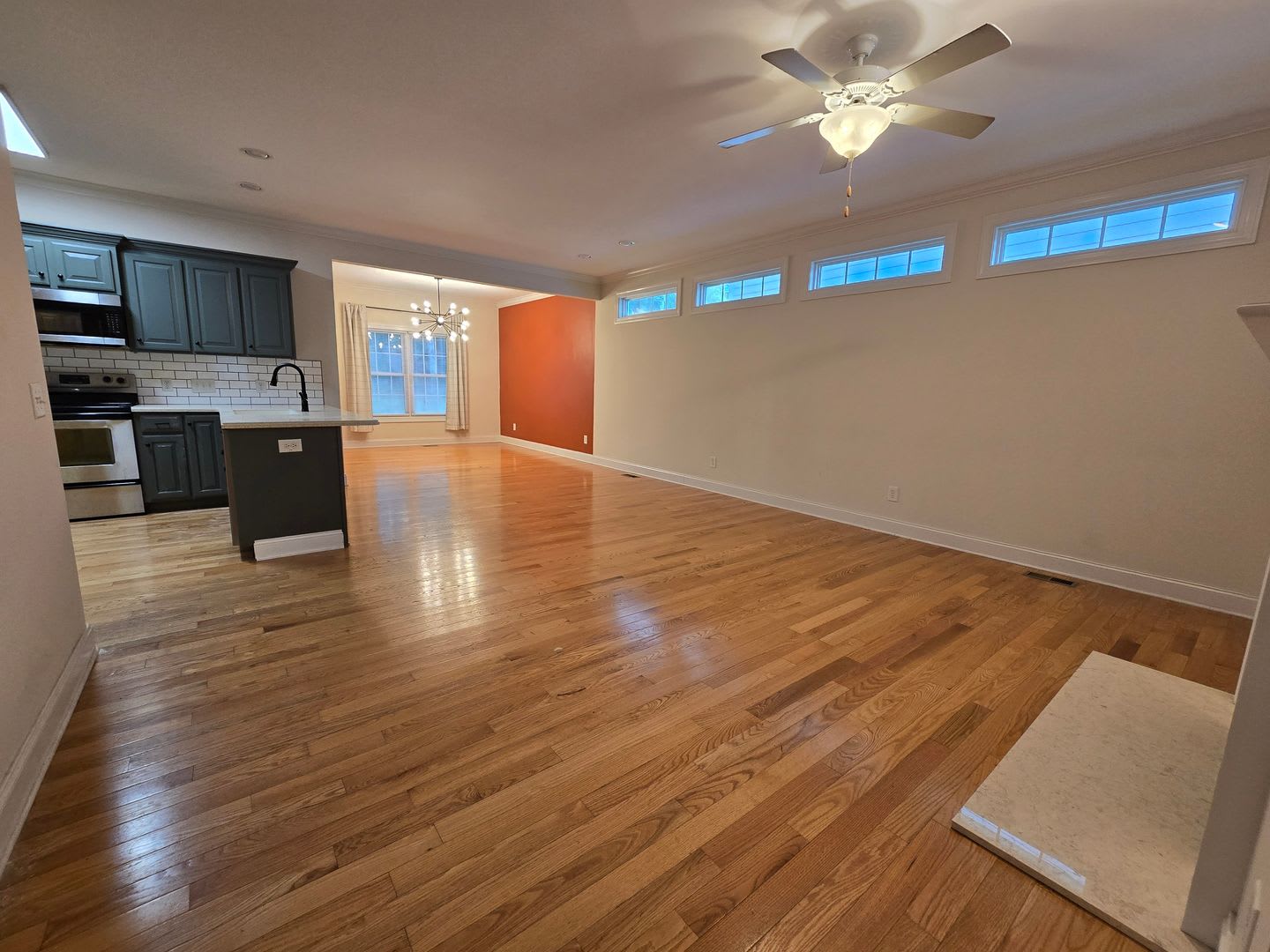 NEW LISTING!!!!! – photo 3