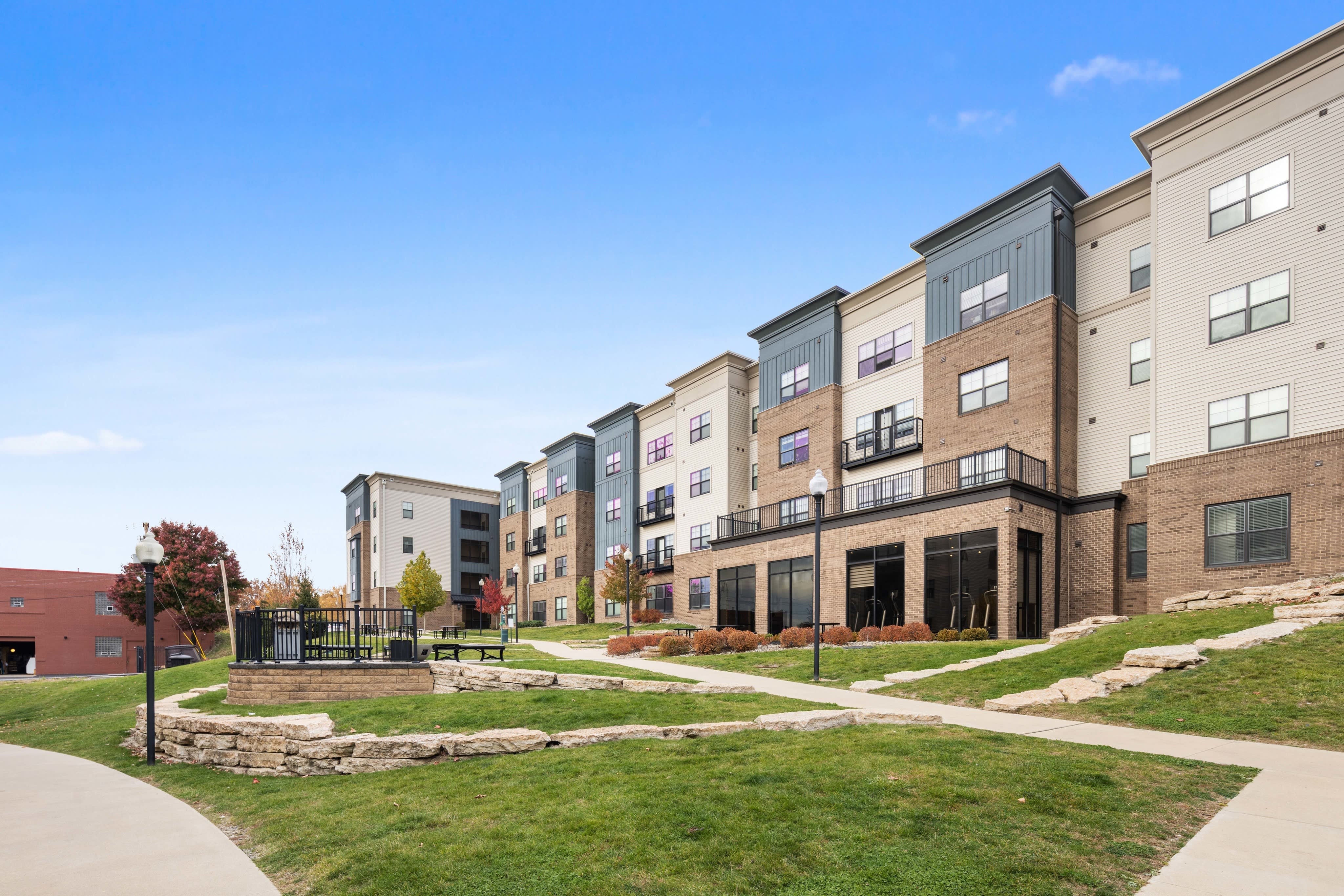 246 West Dennick Avenue – photo 3