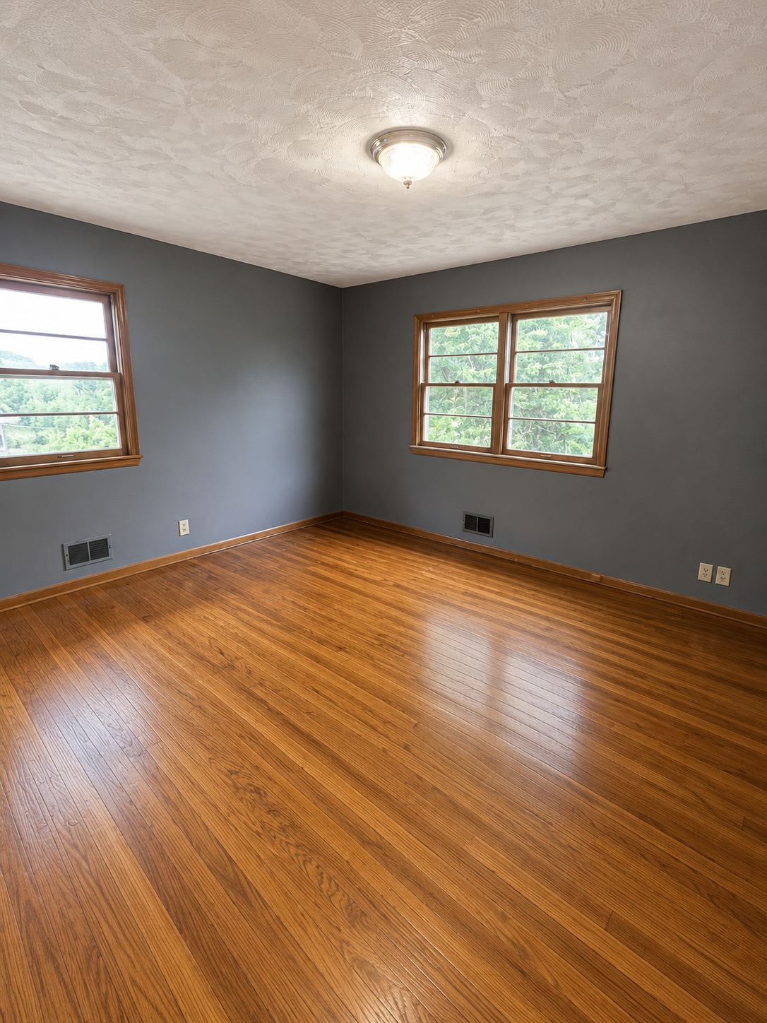 4902 Ruggles Street – photo 4