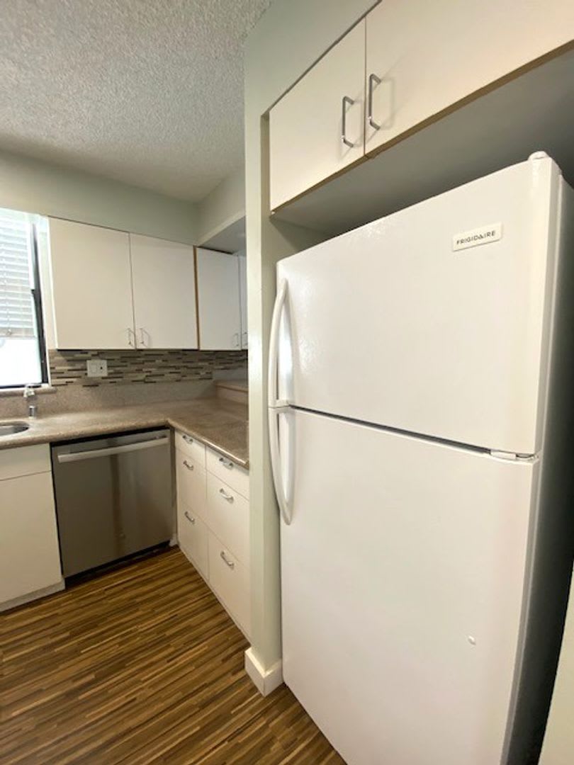2 Bedroom 2 Bath 2 Pkg At The Sovereign – photo 3