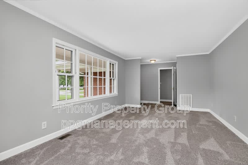3916 Piney Grove Road – photo 3