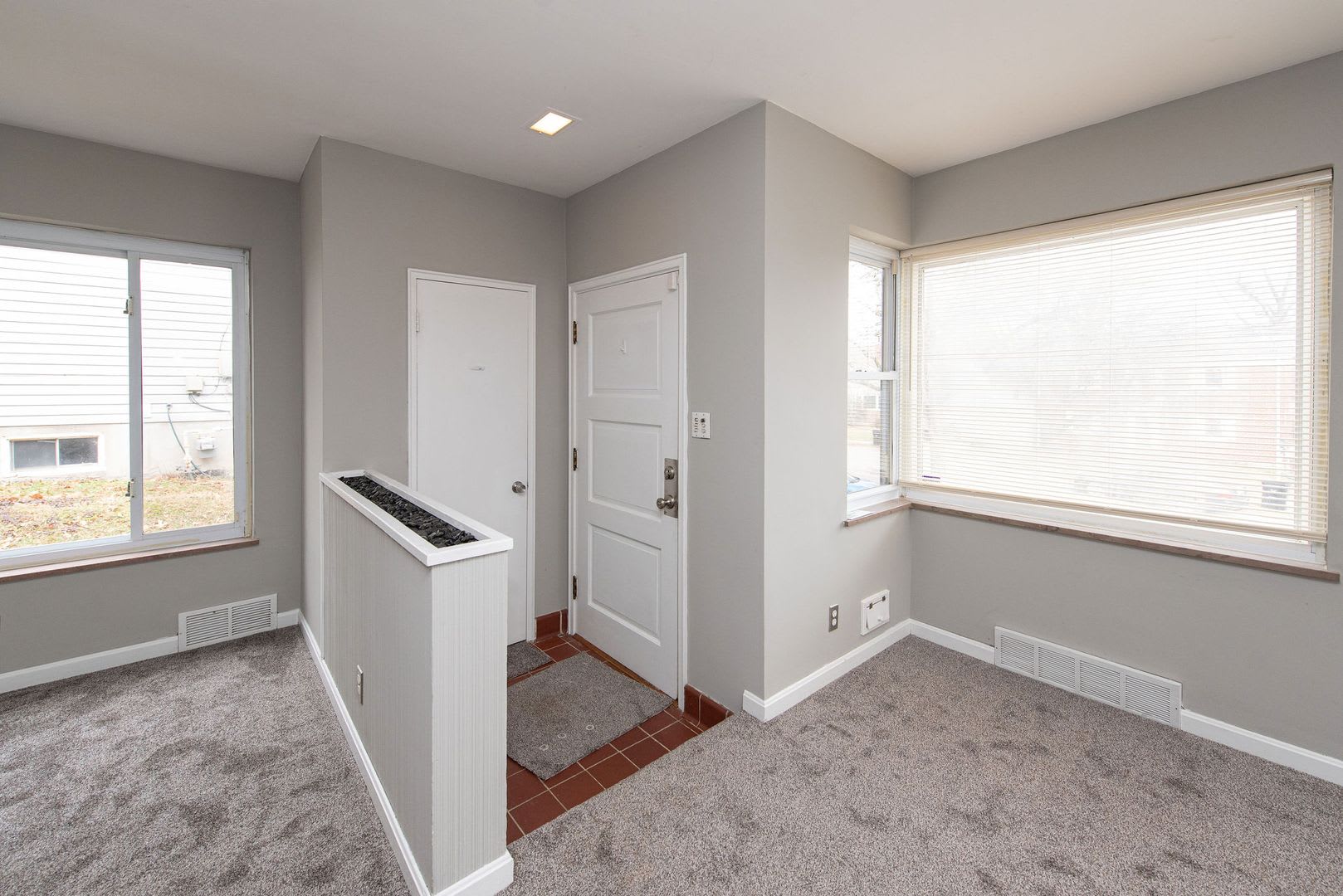 WESTWOOD-2 BEDROOM 1.5 BATH RANCH W/ UPDATES – photo 4