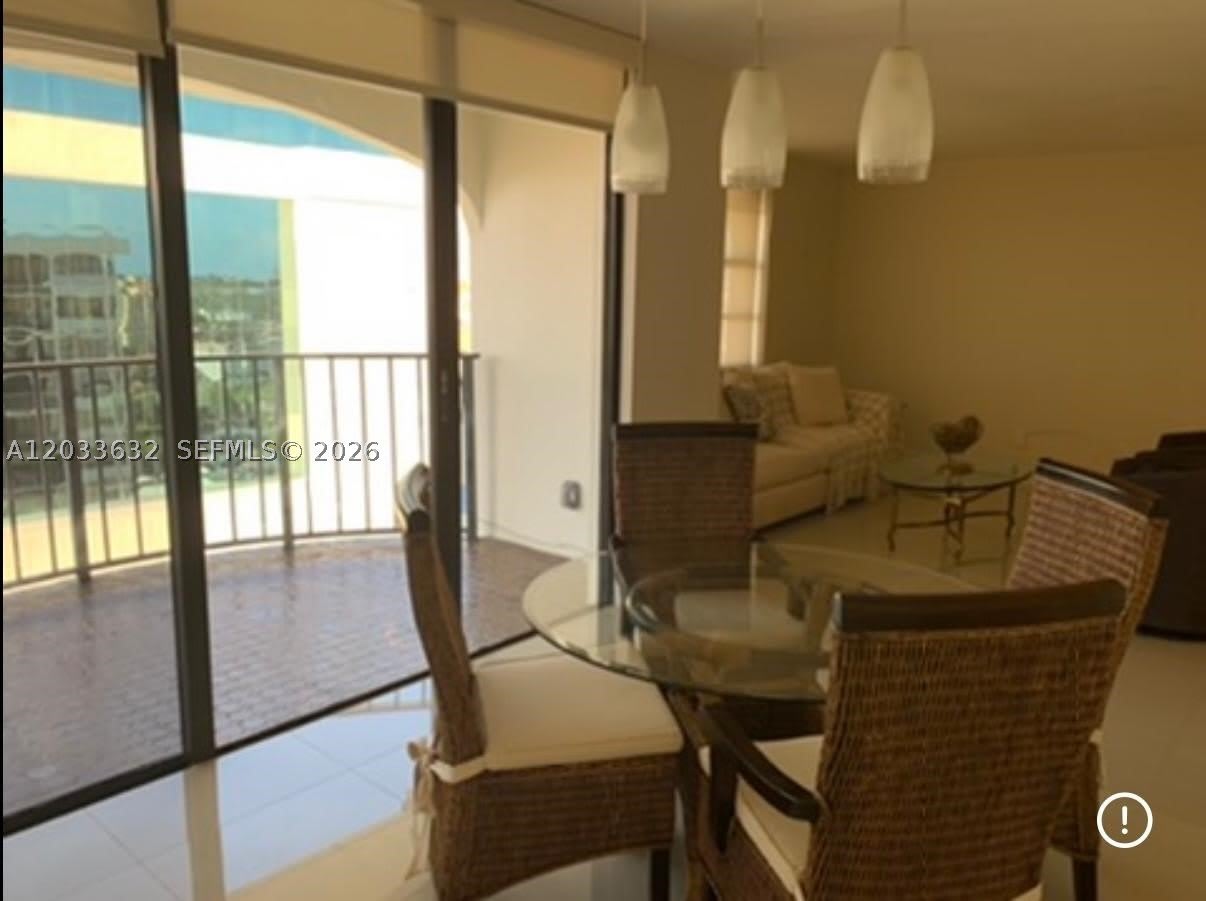 66 N Valencia Ave – photo 2