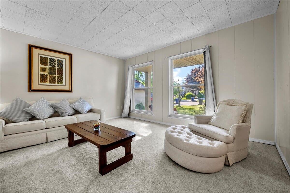 6155 Porteridge Lane – photo 5