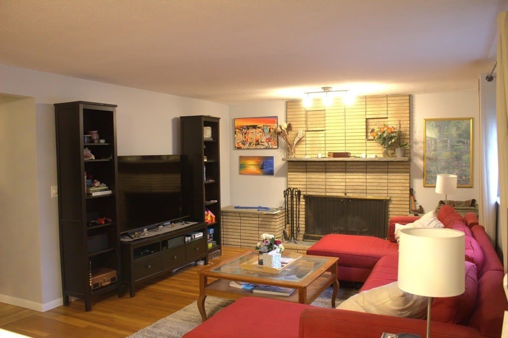 34 Grandview Ave – photo 3