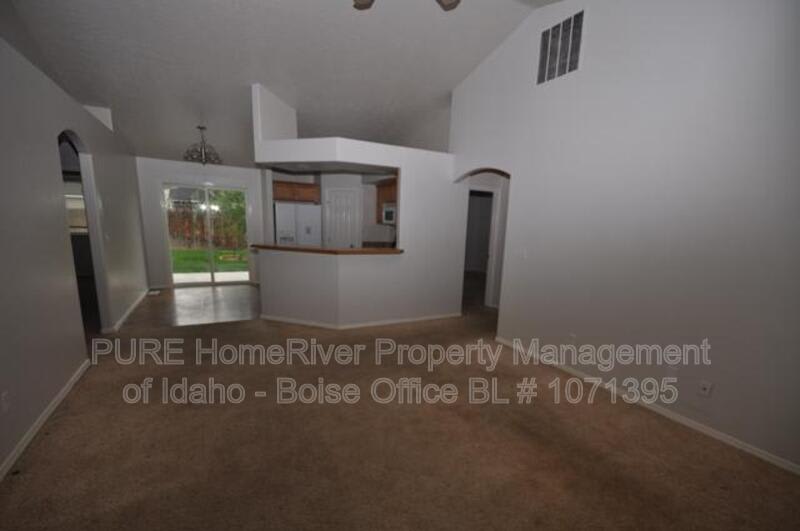 3872 N Weston Ave – photo 3