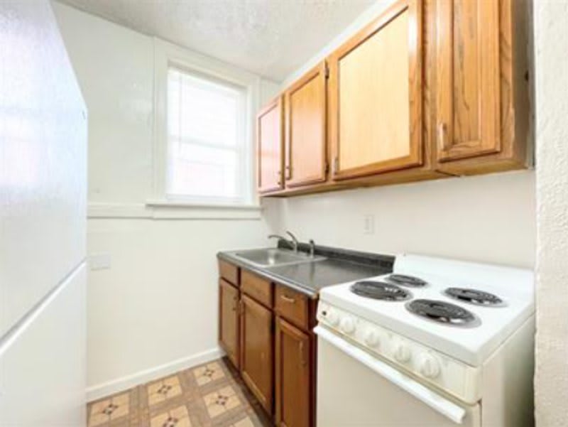 3619 Hereford St – photo 4