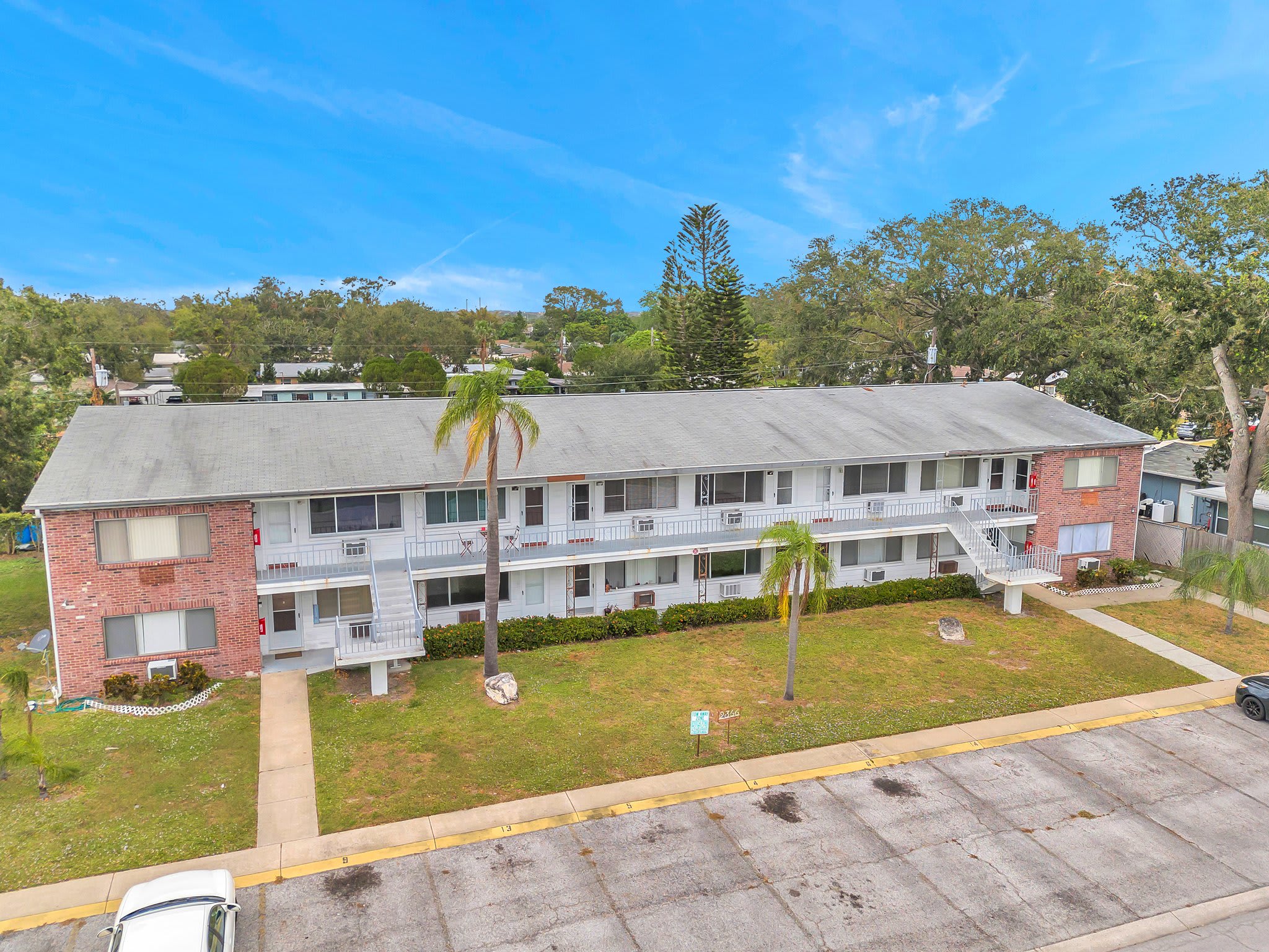 2366 Shelley Street – photo 2