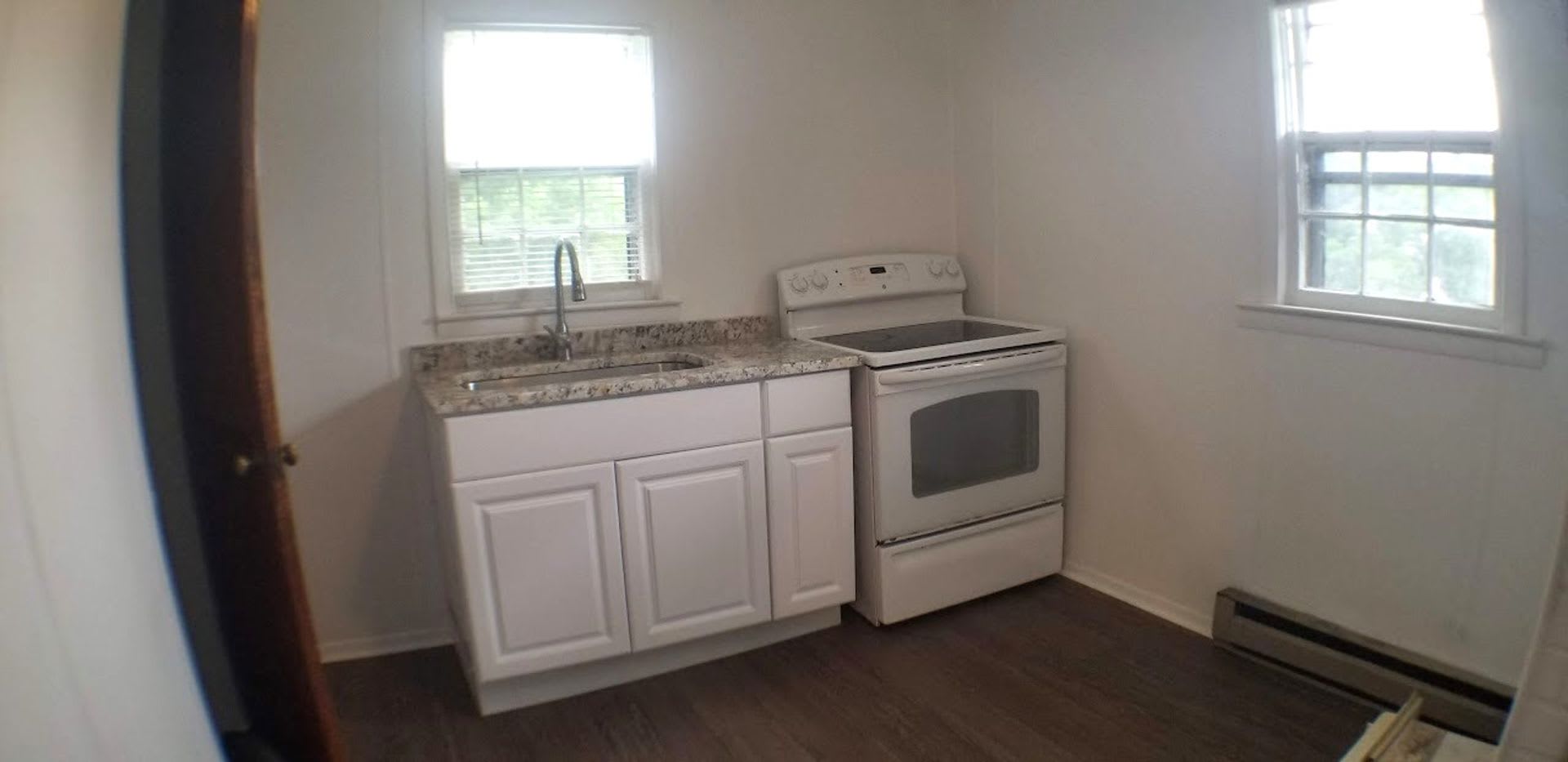 123 Lilly St. #1/2, Bristol TN 37620 – photo 5