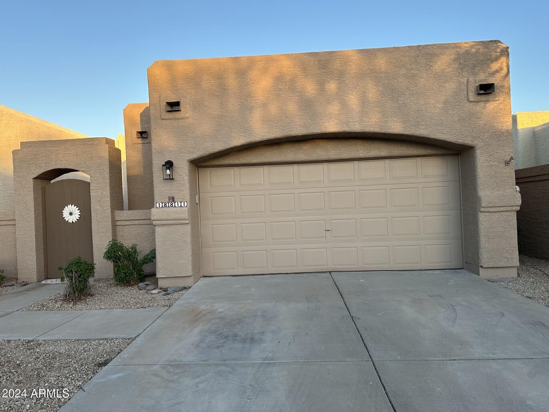18811 N 44Th Place – photo 1