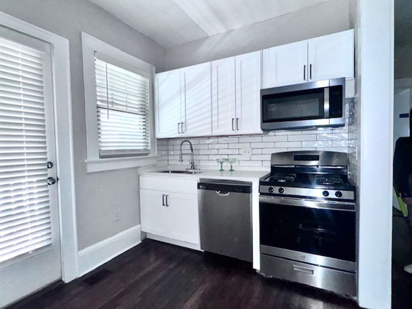 Historic Virginia Highland apartment to die for!! – photo 2