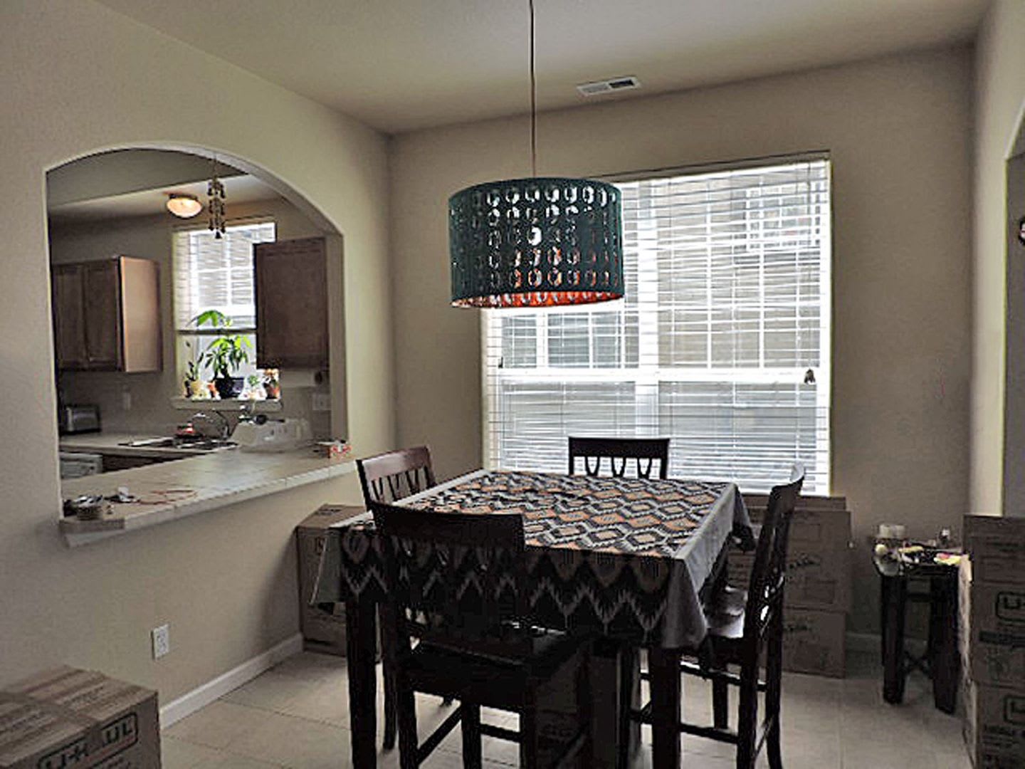 Luxury Townhome in Springs Ranch with clubhouse amenities – photo 5