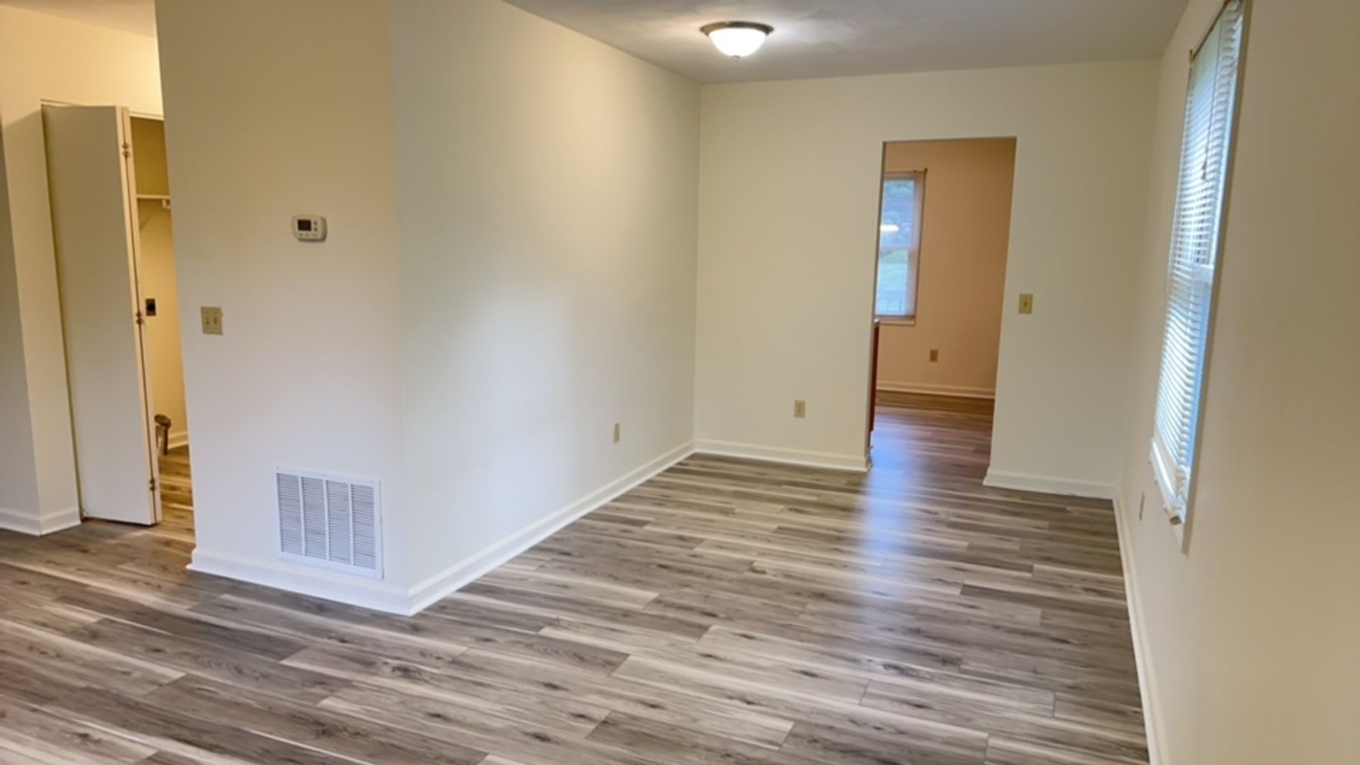 Blacksburg, 3 BR / 2.5 BA, Available September 11th – photo 3