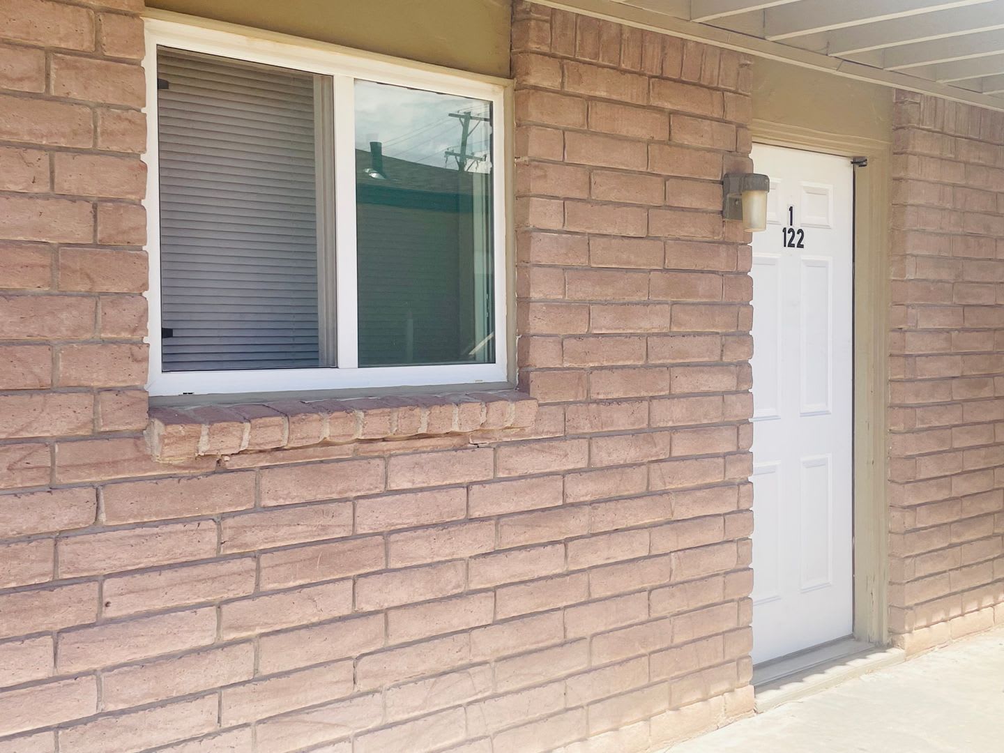 122 N Ave E – photo 3
