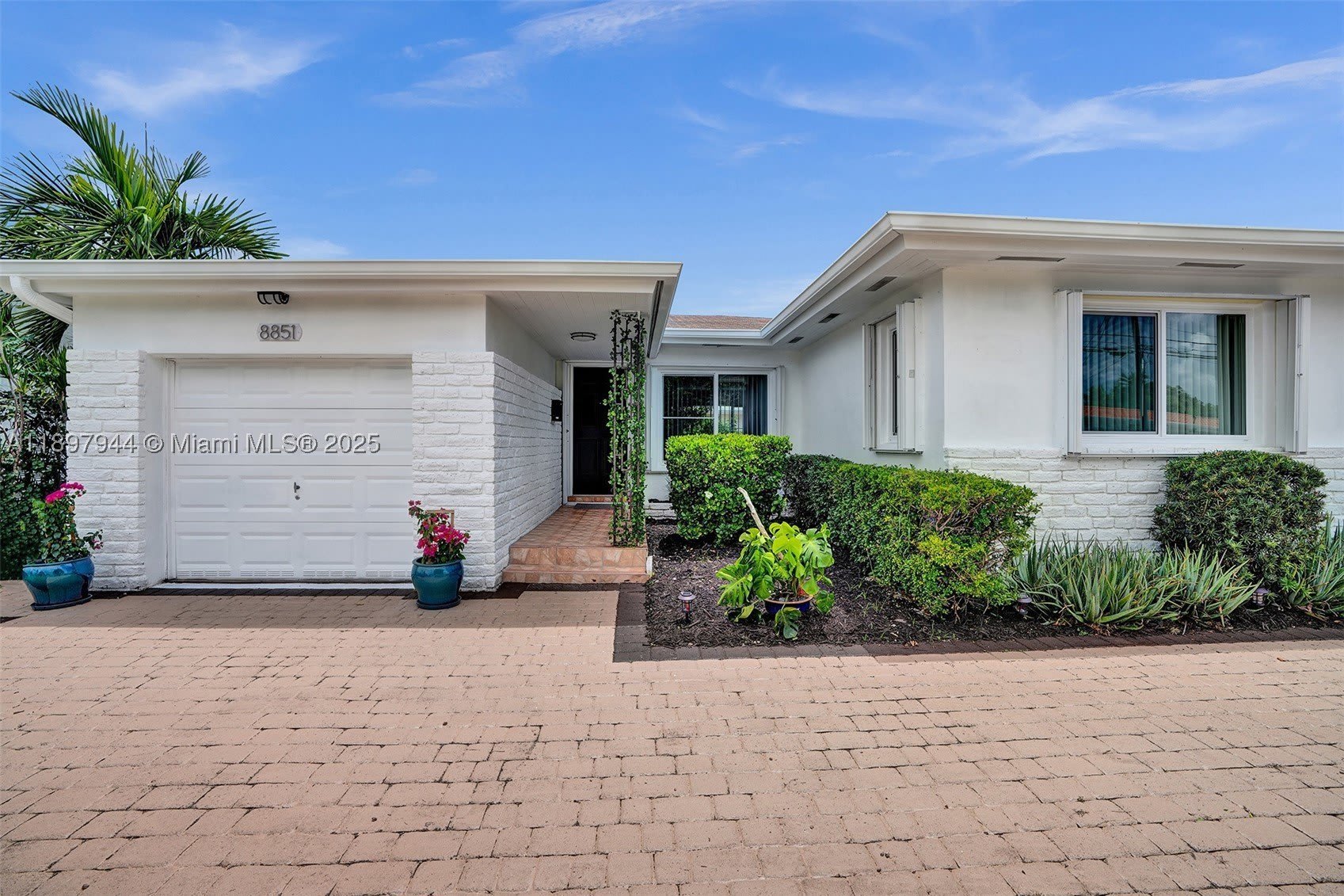 8851 Byron Ave – photo 5