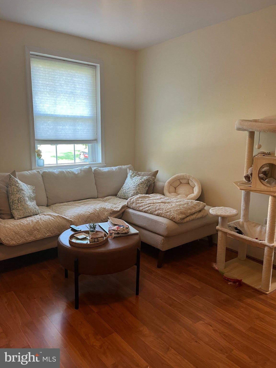 101 E LOCUST Street – photo 5