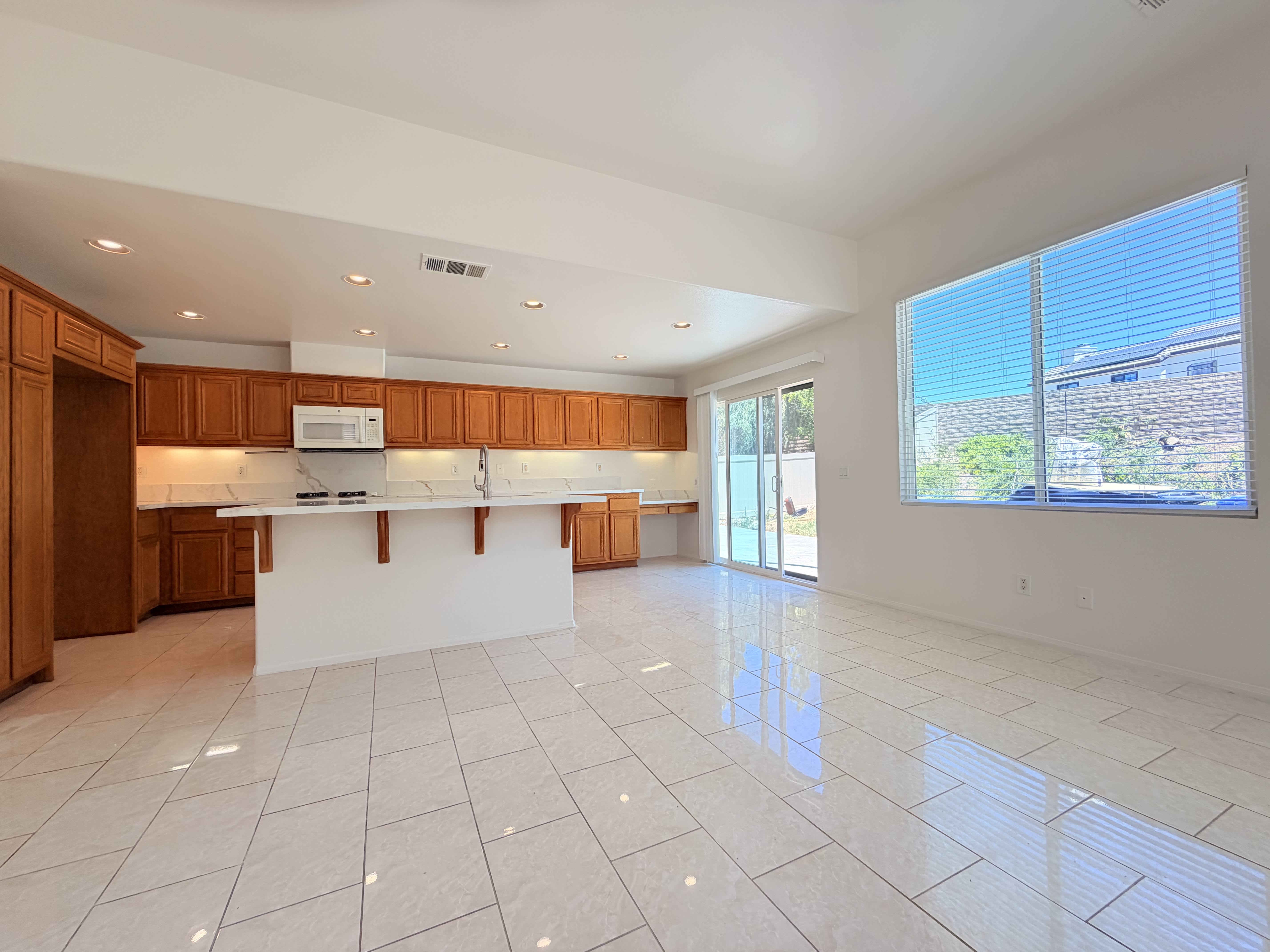 28330 Linda Vista St – photo 5