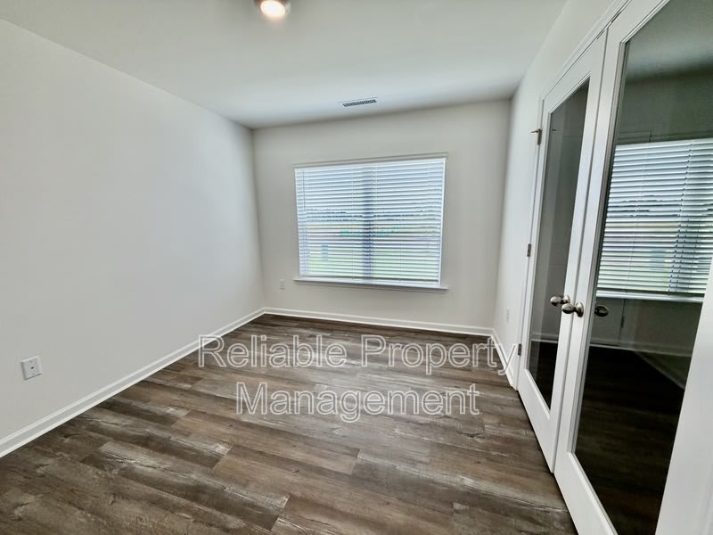 113 Vignette Dr – photo 3