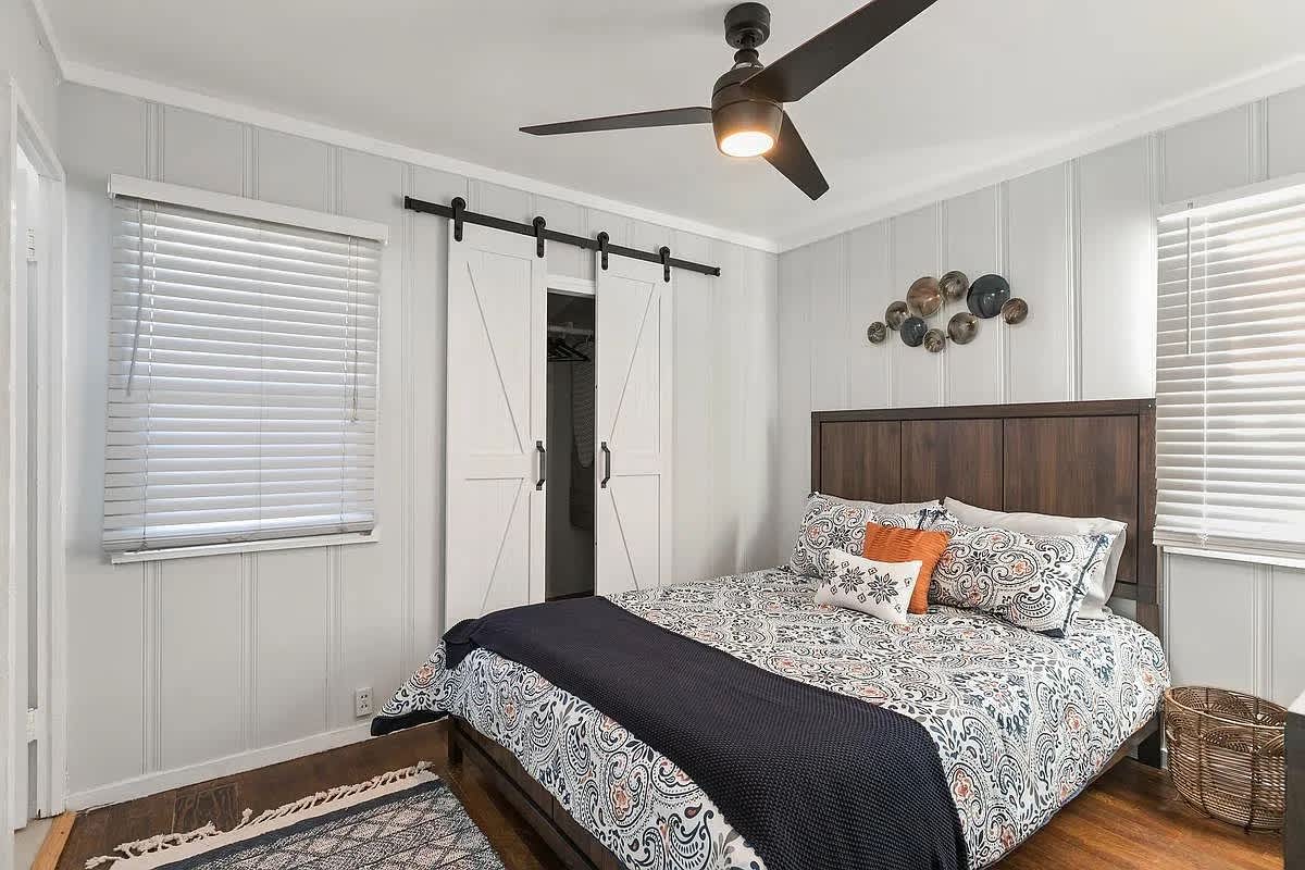 4499 Campus Avenue – photo 4